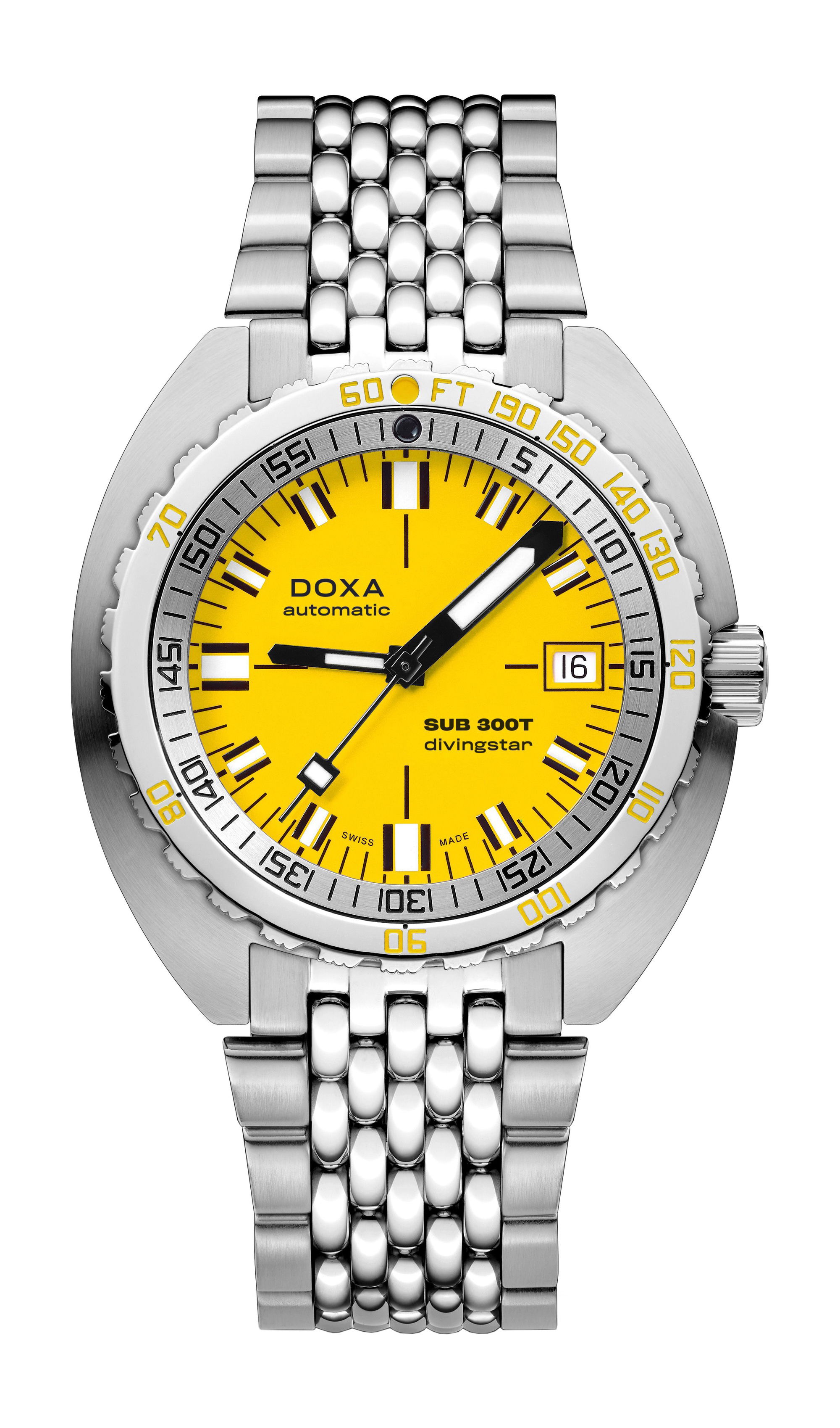 Doxa SUB 300T Divingstar luxury timepiece - detailed view