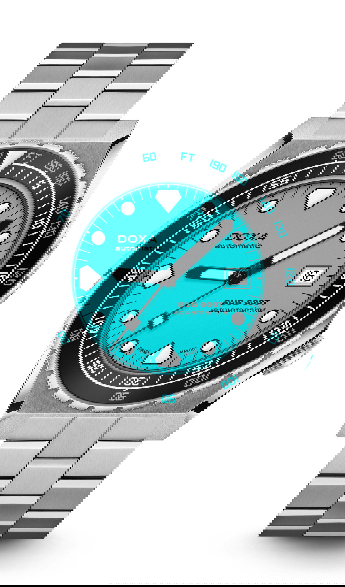 Doxa SUB 600T Aquamarine Ceramic Bezel luxury timepiece - detailed view