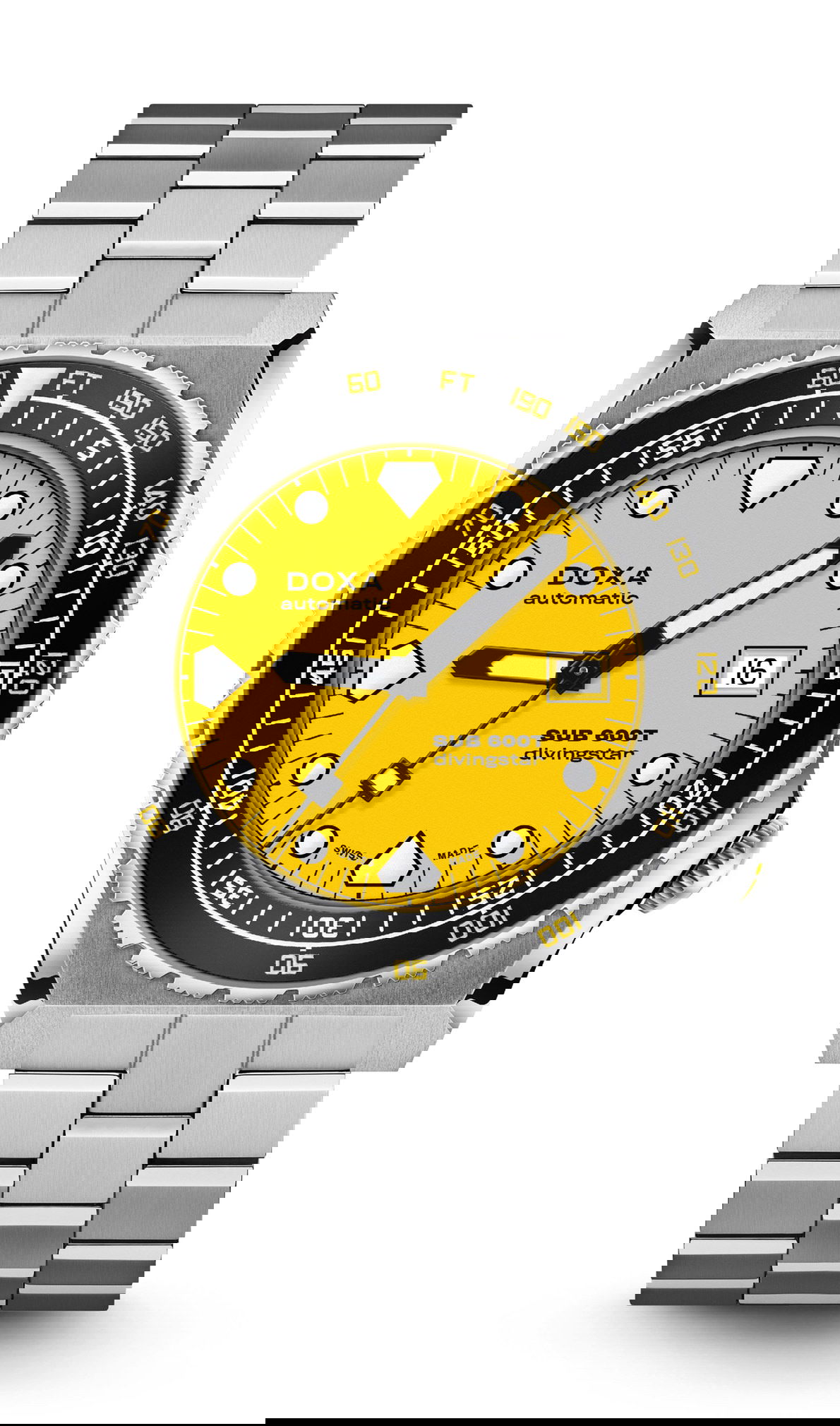 Doxa SUB 600T Divingstar Ceramic Bezel luxury timepiece - detailed view