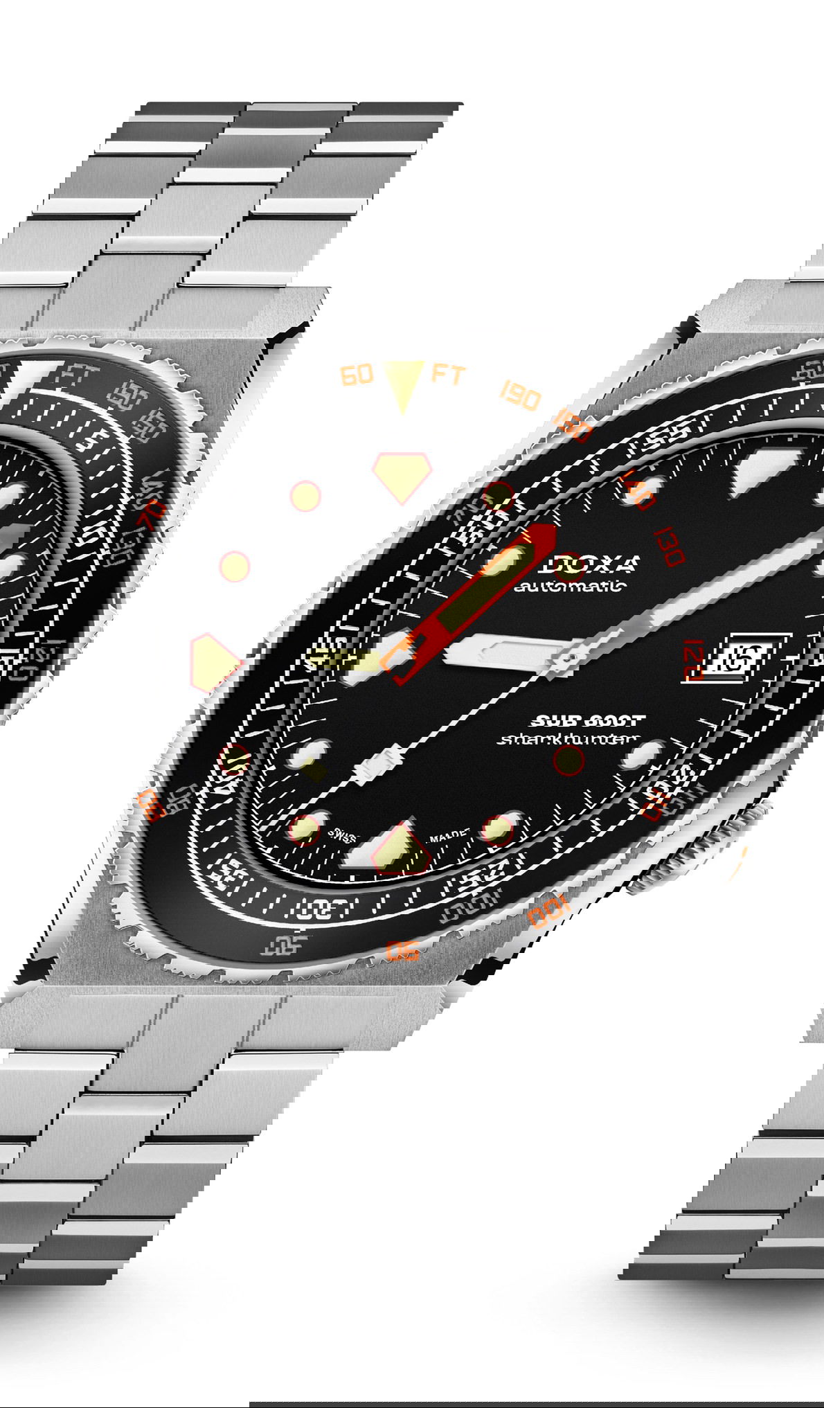 Doxa SUB 600T Sharkhunter Ceramic Bezel luxury timepiece - detailed view
