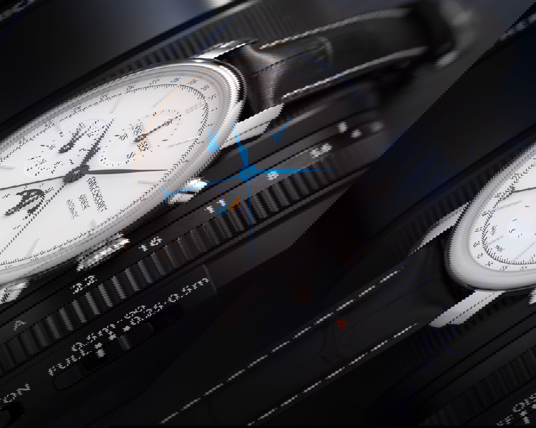 Emile Chouriet Lac Léman Calendar Chronograph - View 3