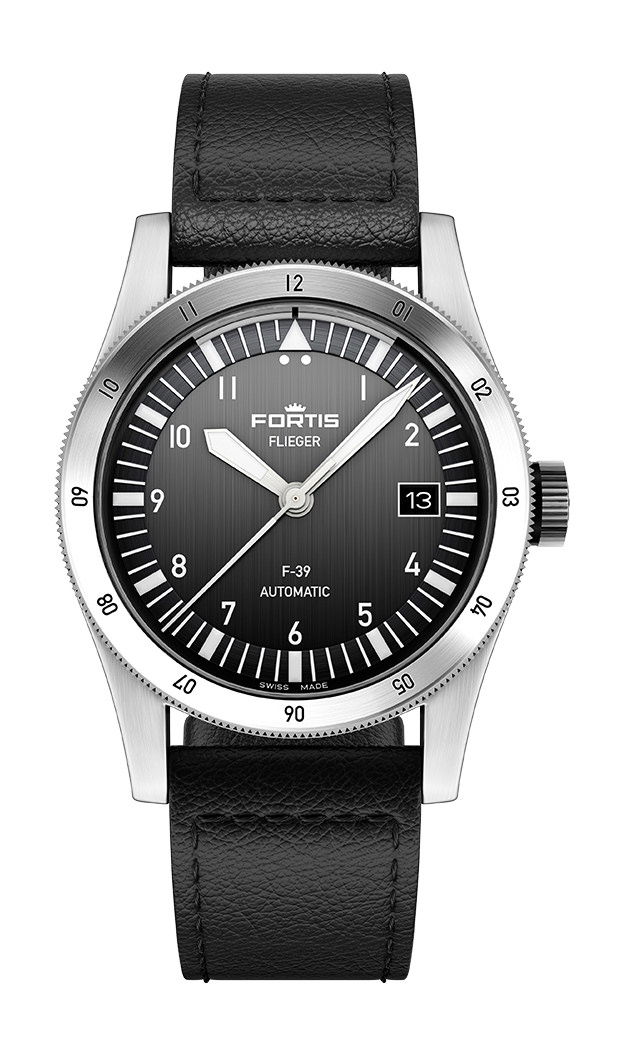 Fortis Flieger F-39 Black luxury timepiece - detailed view