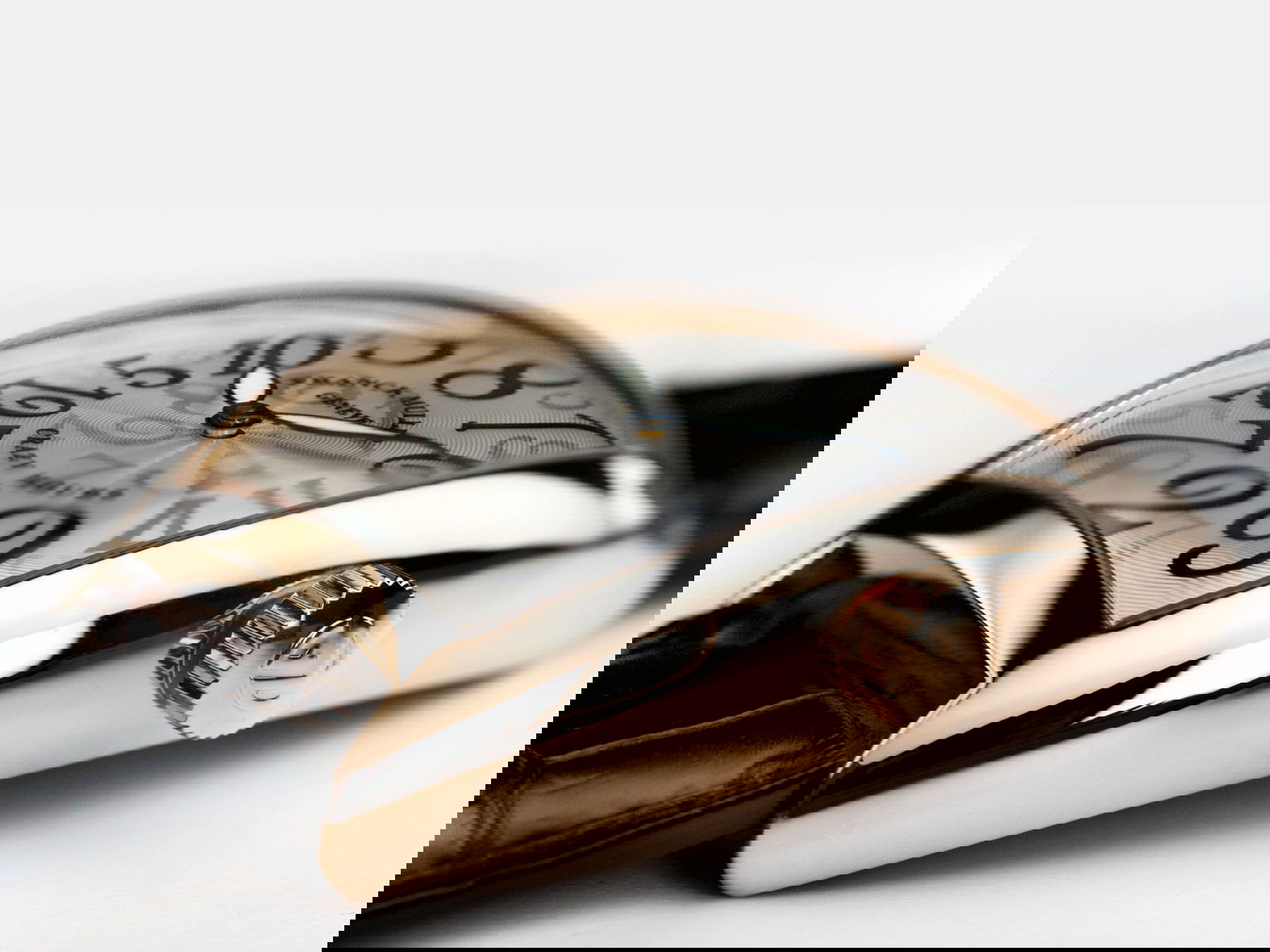 Franck Muller Crazy Hours Cintrée Curvex™ - View 2