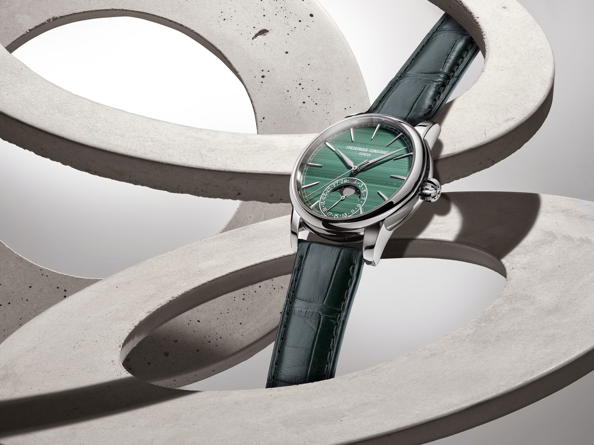 Frederique Constant Classic Moonphase Date Manufacture - View 2
