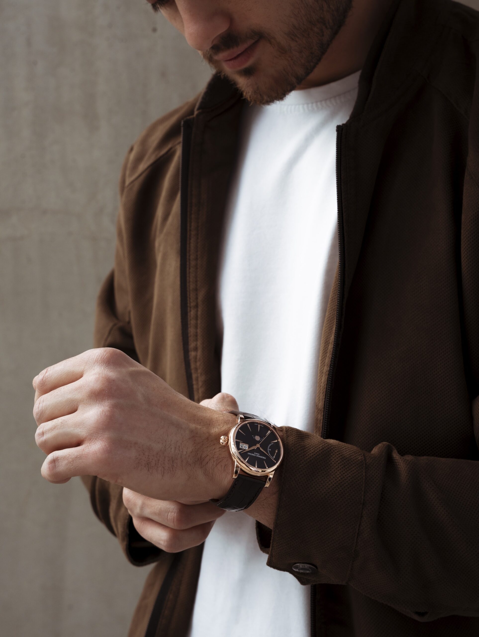 Frederique Constant Classic Power Reserve Big Date Manufacture - View 3