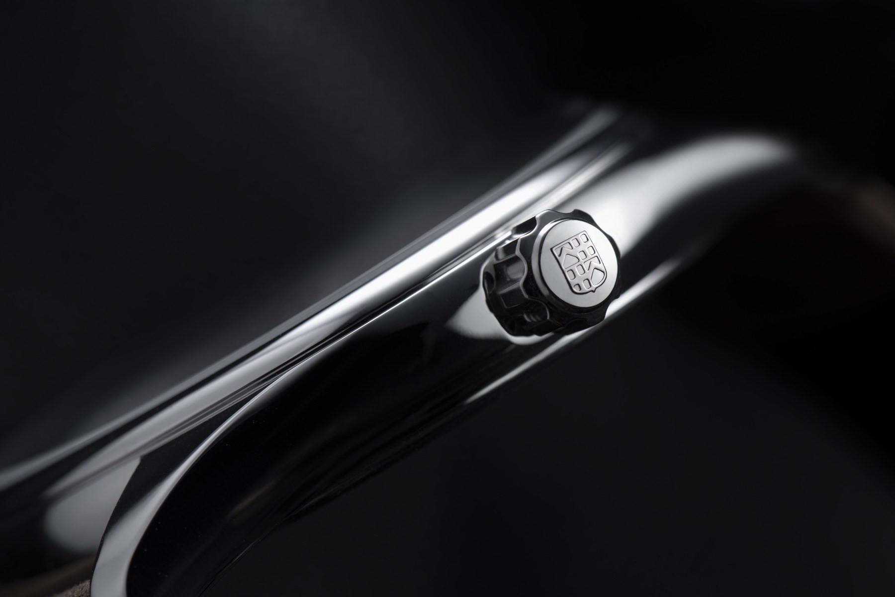 Frederique Constant Classics Quartz - View 2