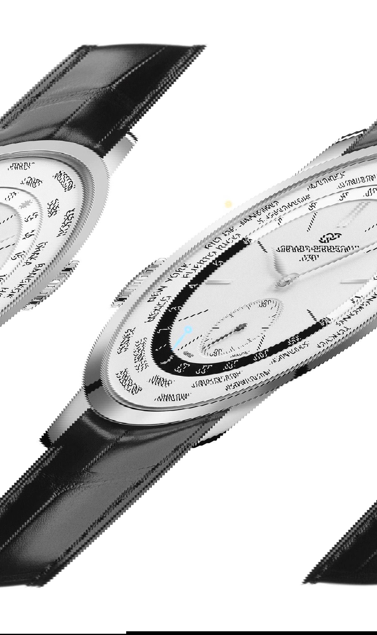 Girard-Perregaux 1967 WW.TC luxury timepiece - detailed view