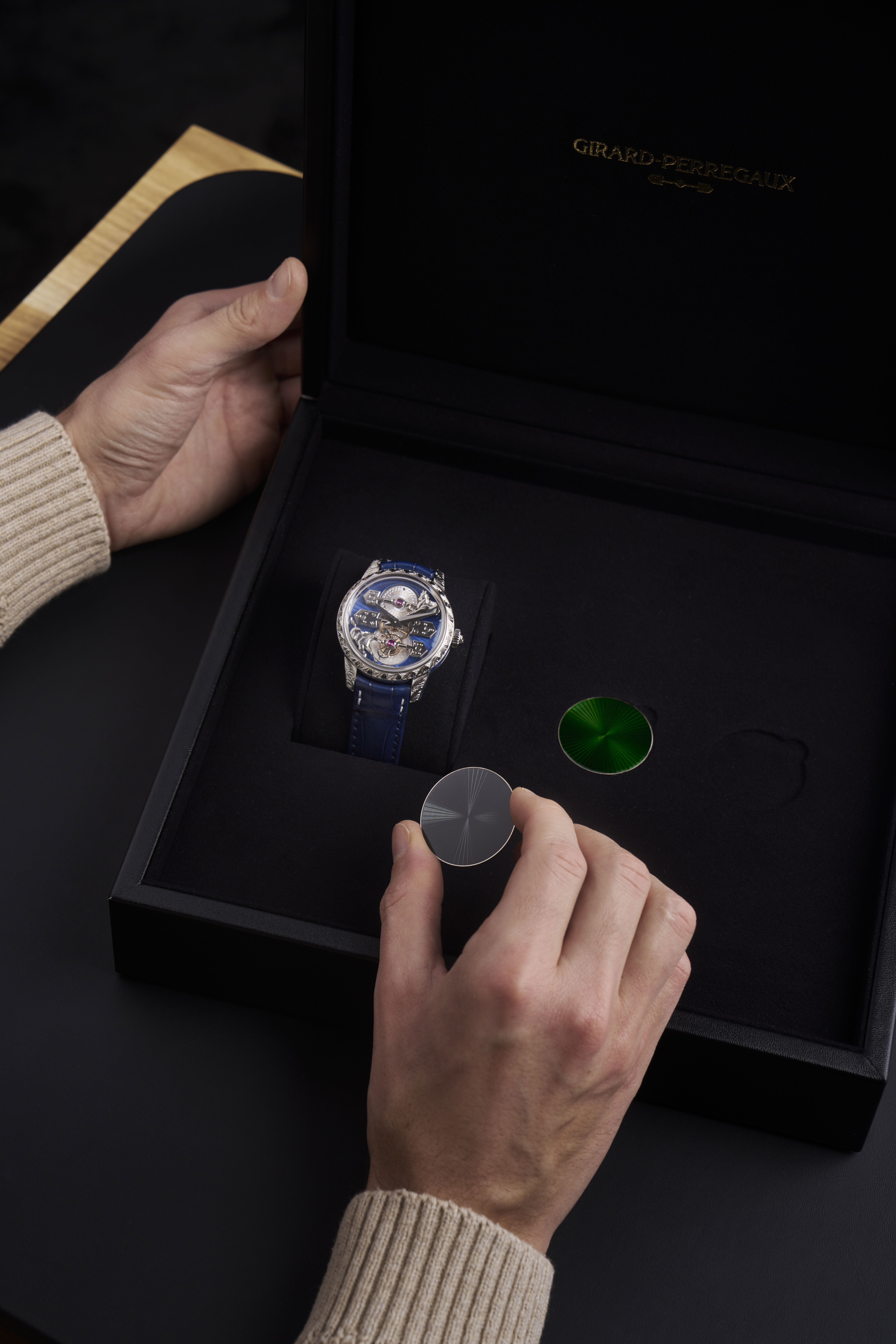 Girard-Perregaux La Esmeralda Tourbillon “A Secret” Eternity Edition - View 3