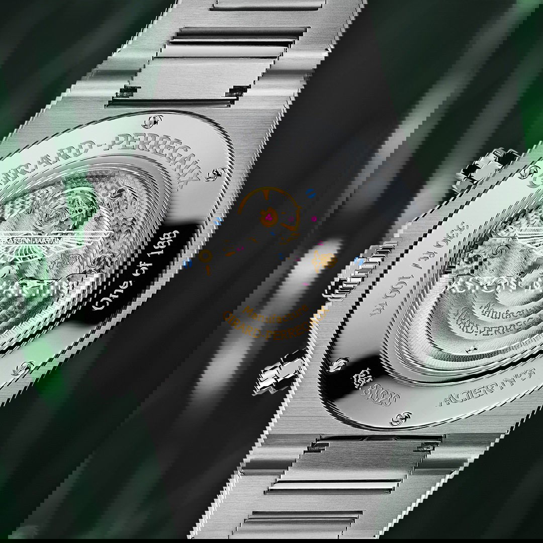 Girard-Perregaux Laureato Chronograph – Aston Martin Edition - View 2