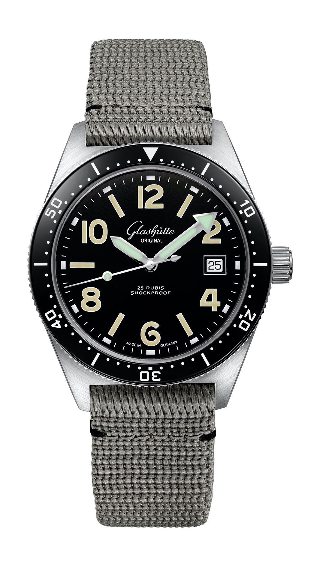 Glashütte Original SeaQ 1969 luxury timepiece - detailed view