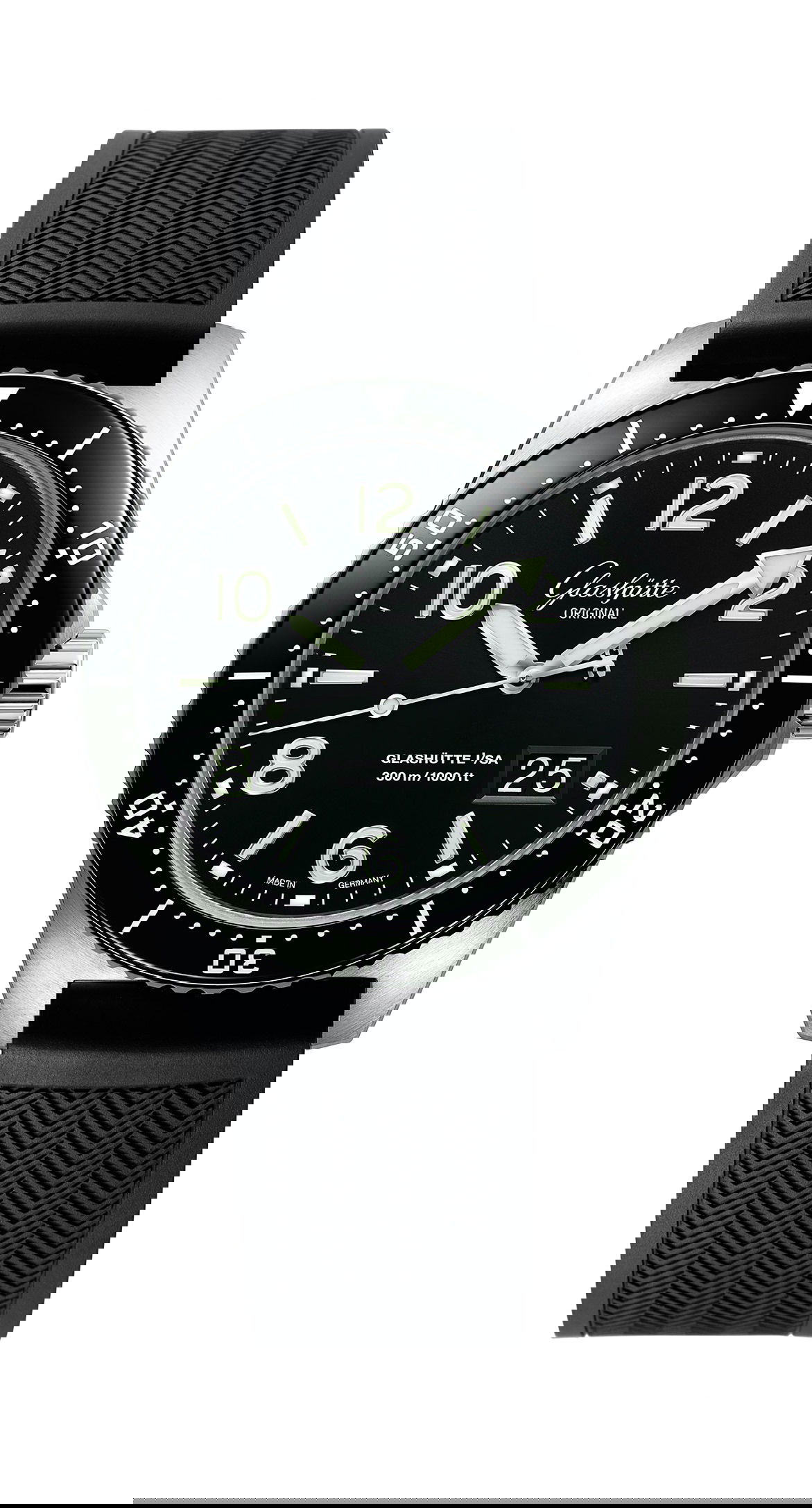Glashütte Original SeaQ Panorama Date luxury timepiece - detailed view