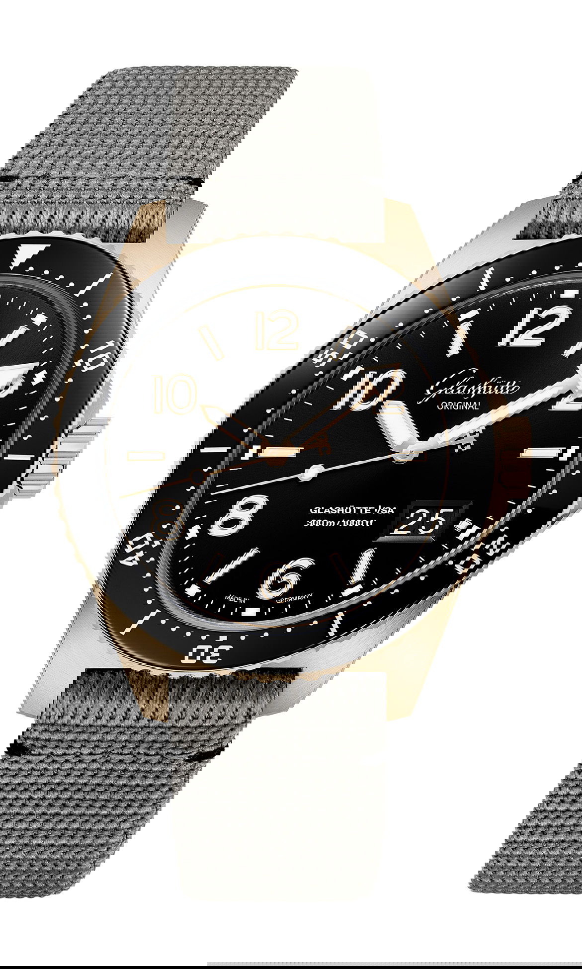 Glashütte Original SeaQ Panorama Date Red Gold luxury timepiece - detailed view