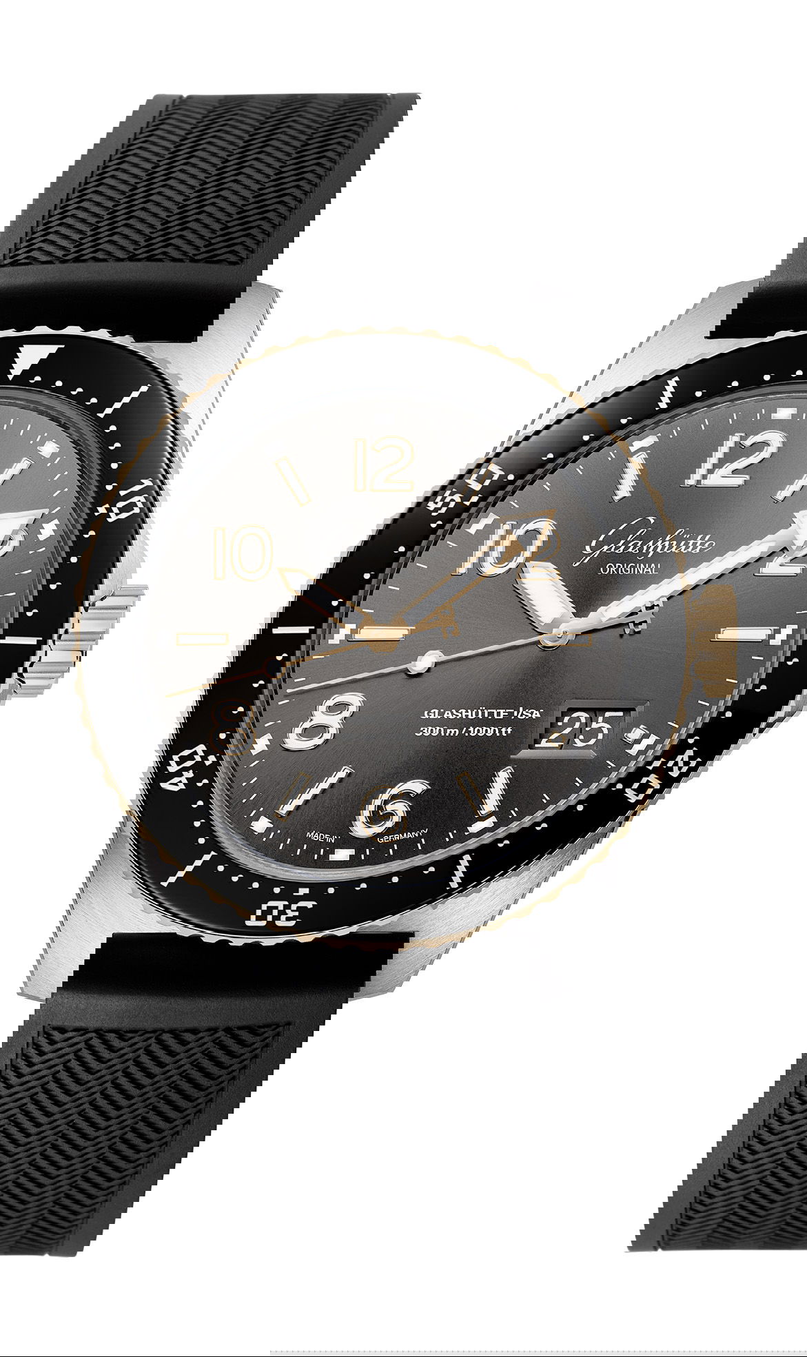 Glashütte Original SeaQ Panoramadatum Bicolor luxury timepiece - detailed view