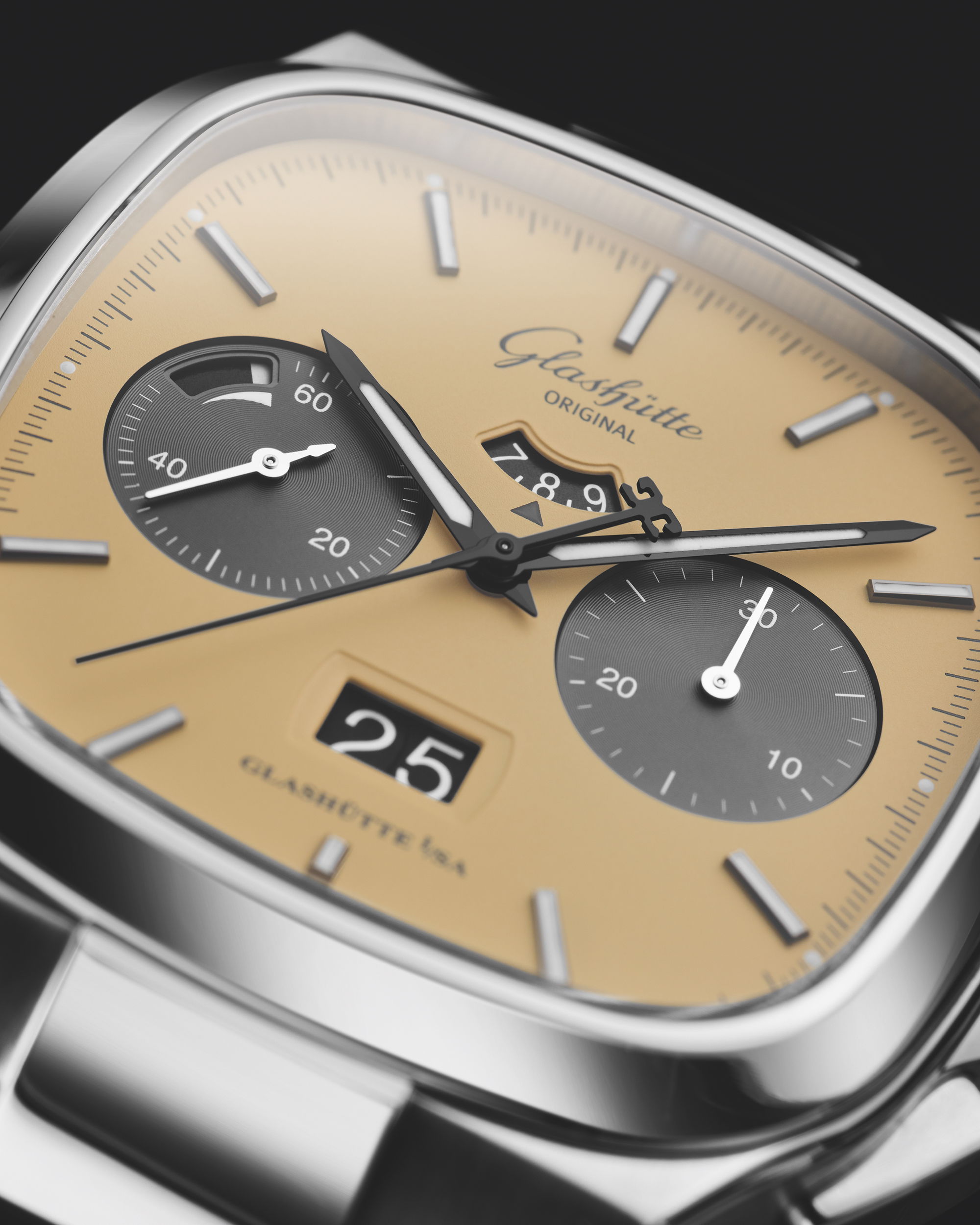 Glashütte Original Seventies Chronograph Panorama Date “Golden Bay” - View 2