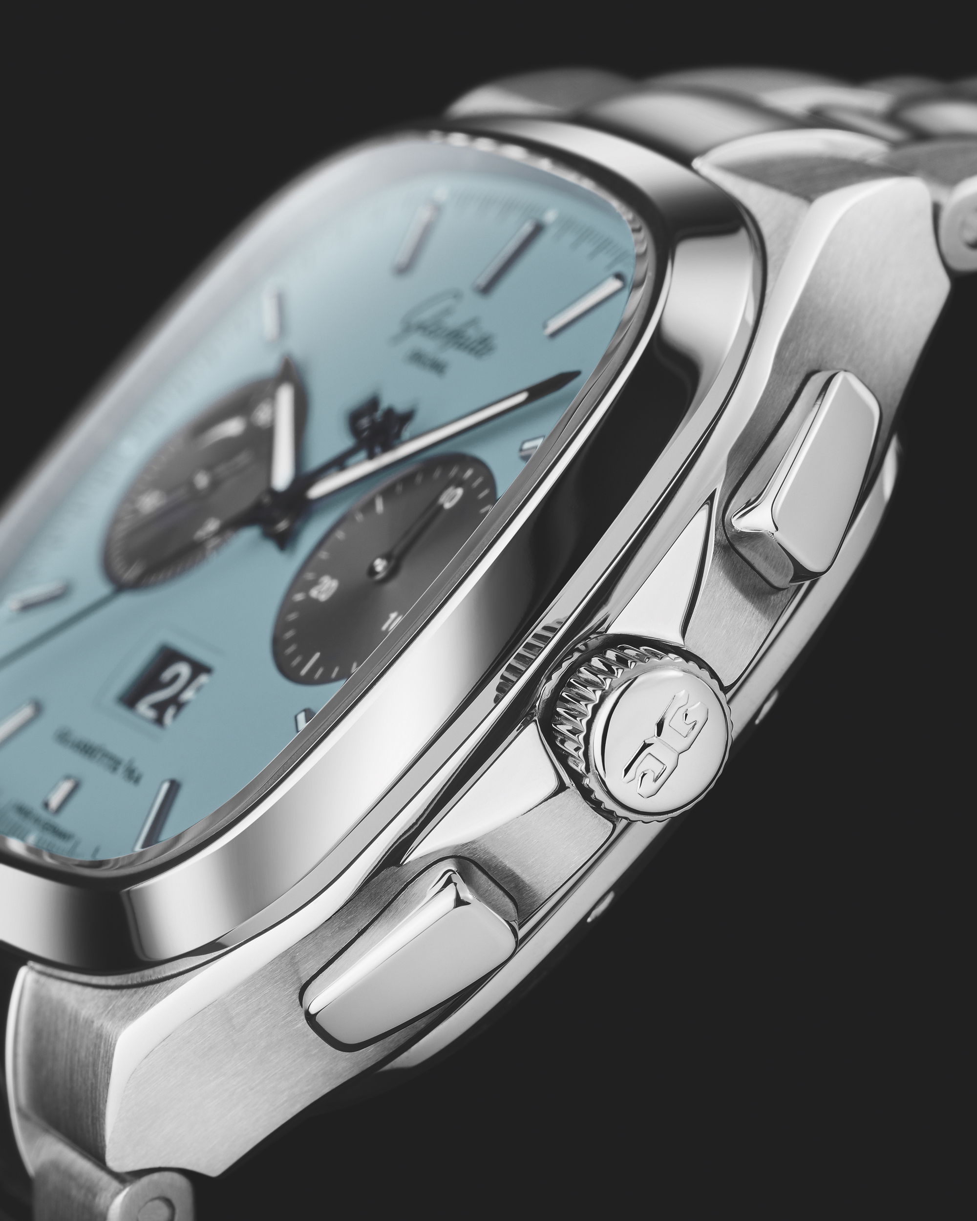 Glashütte Original Seventies Chronograph Panorama Date “Ocean Breeze” - View 2