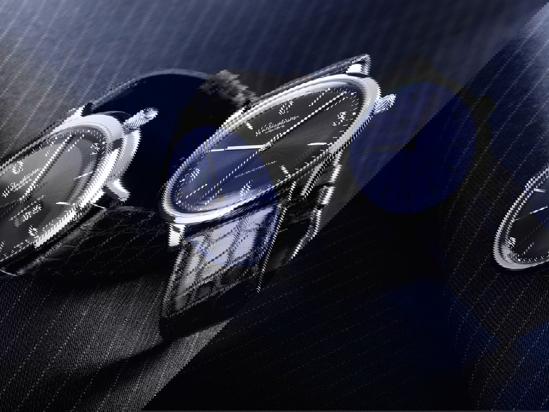 Glashütte Original Sixties Panorama Date - View 3