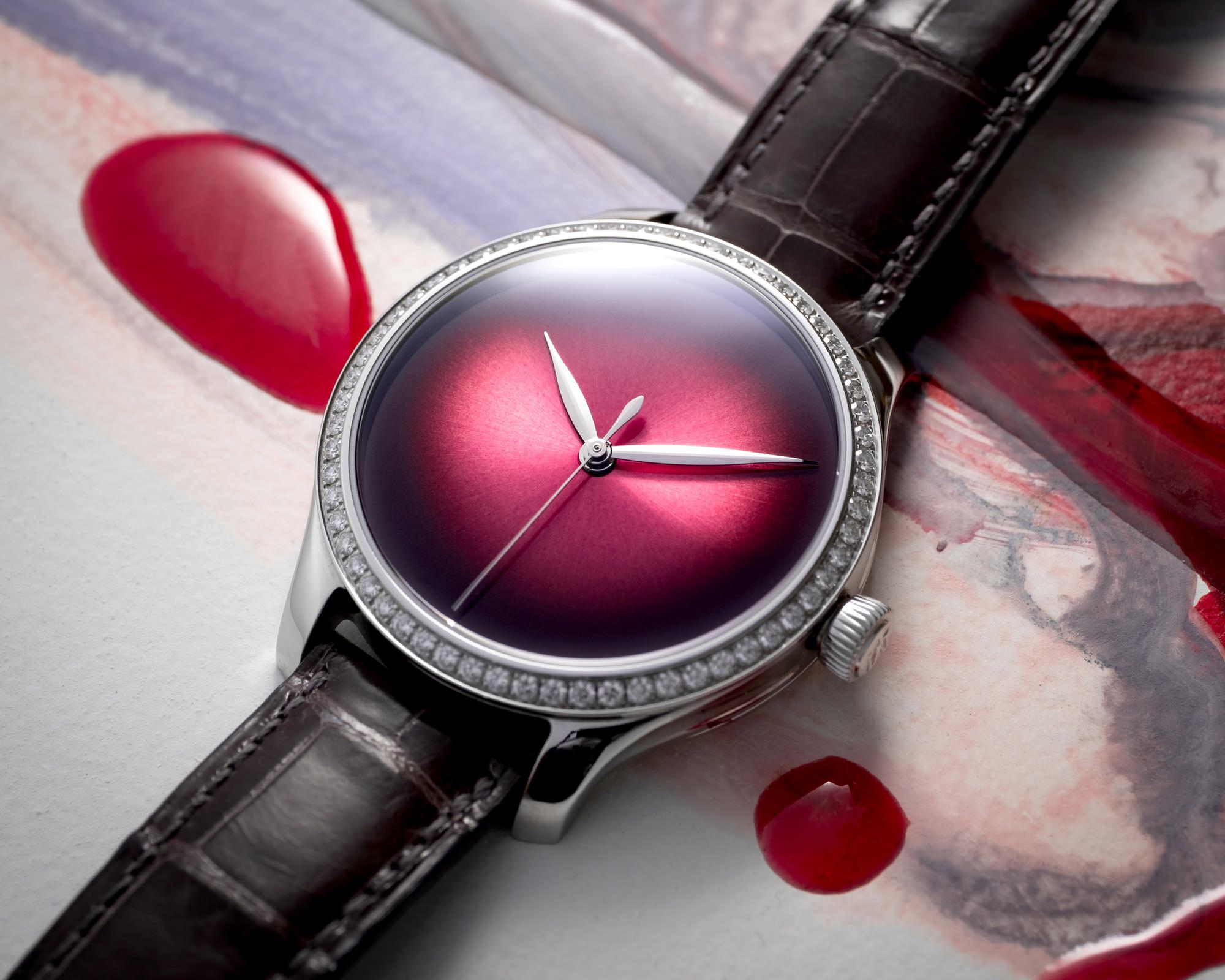 H. Moser & Cie Endeavour Centre Seconds Diamonds Concept - View 2