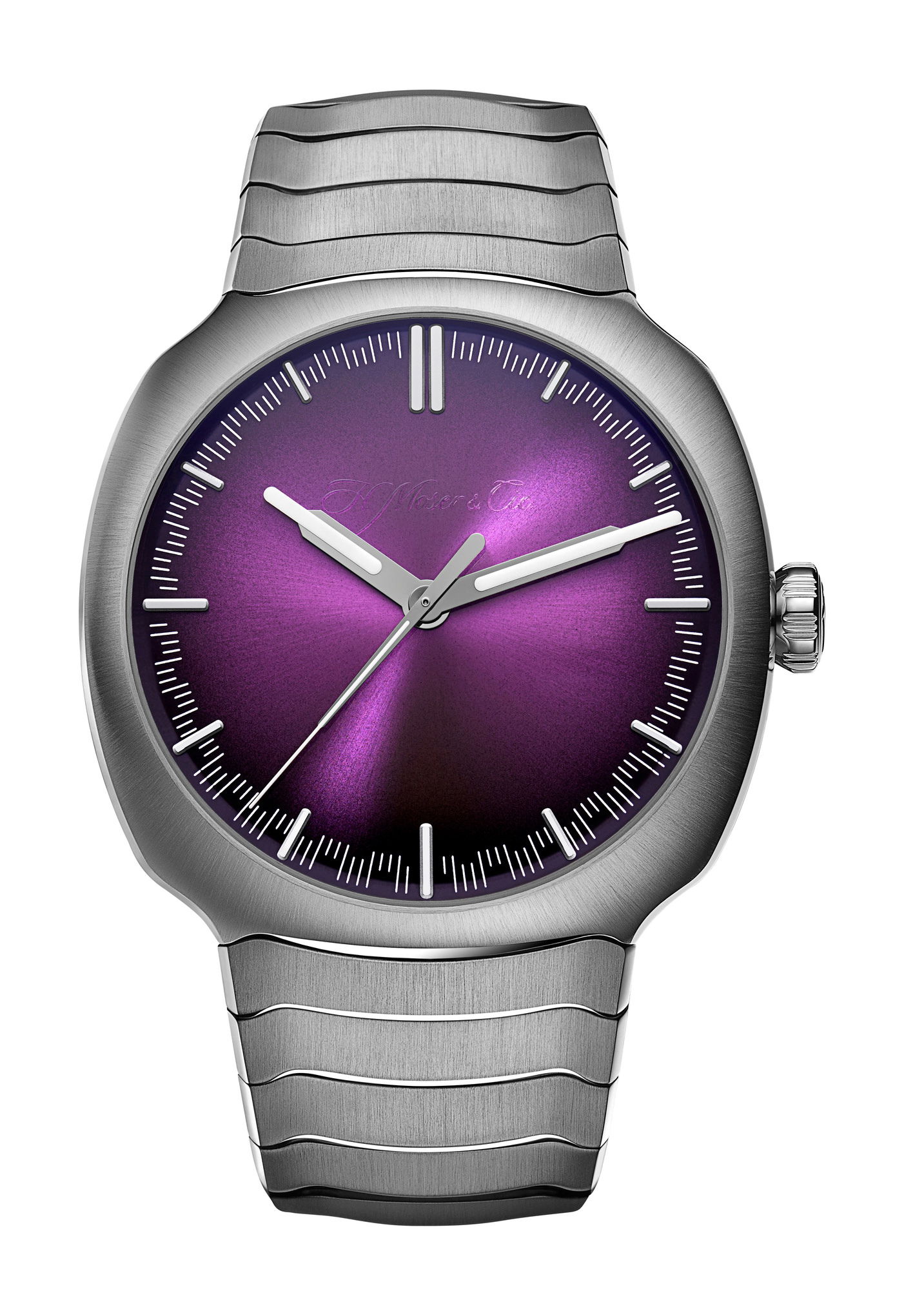 H. Moser & Cie Streamliner Centre Seconds Purple Haze luxury timepiece - detailed view