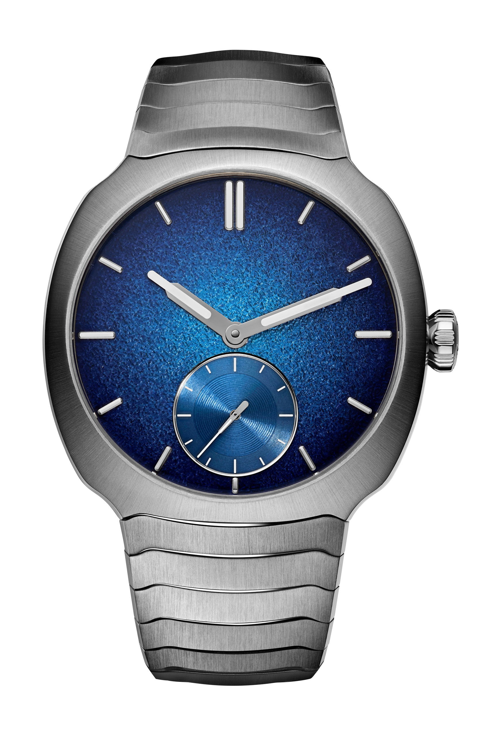 H. Moser & Cie Streamliner Small Seconds Blue Enamel luxury timepiece - detailed view