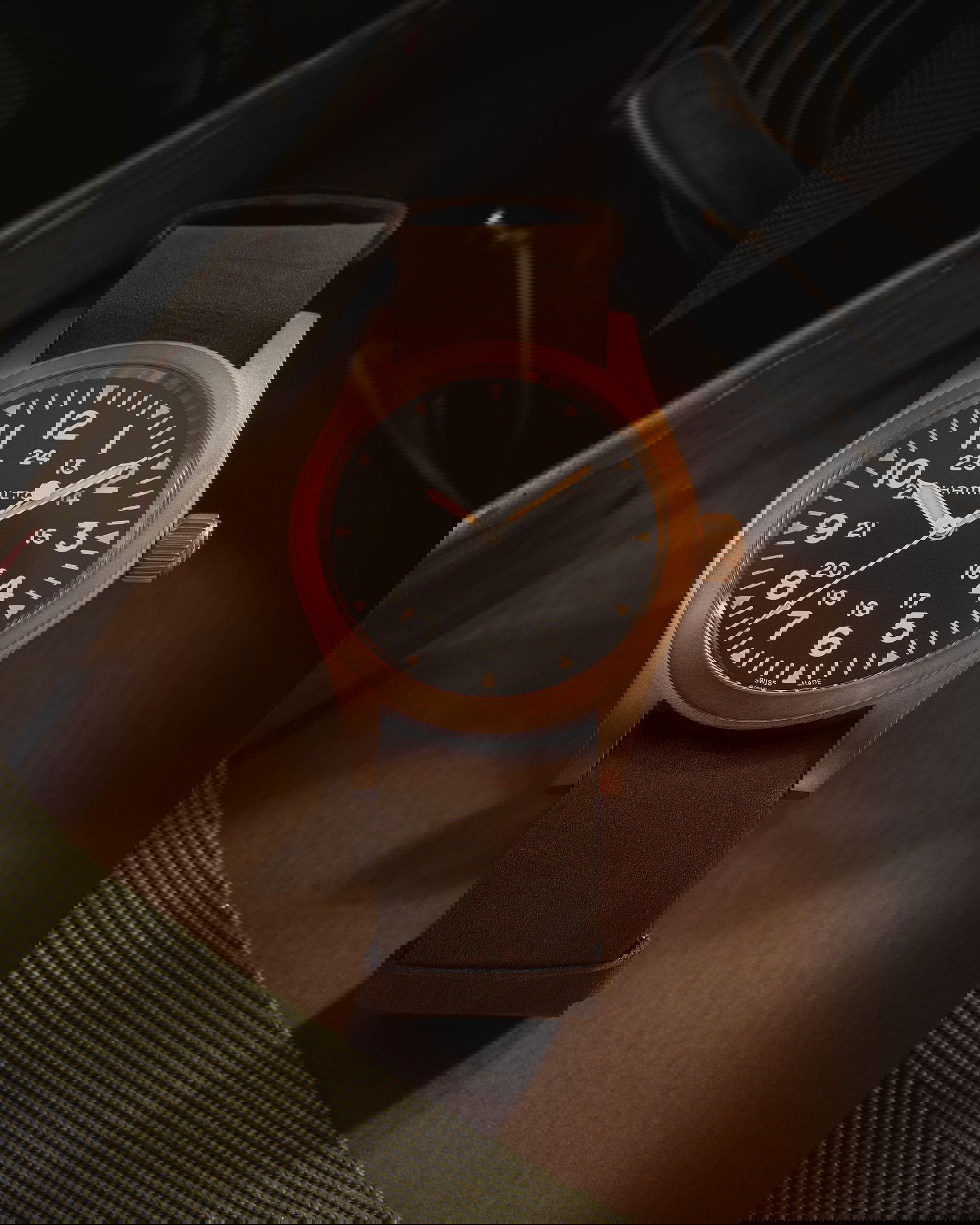 Hamilton Khaki Field Mechanical Bronze - View 3