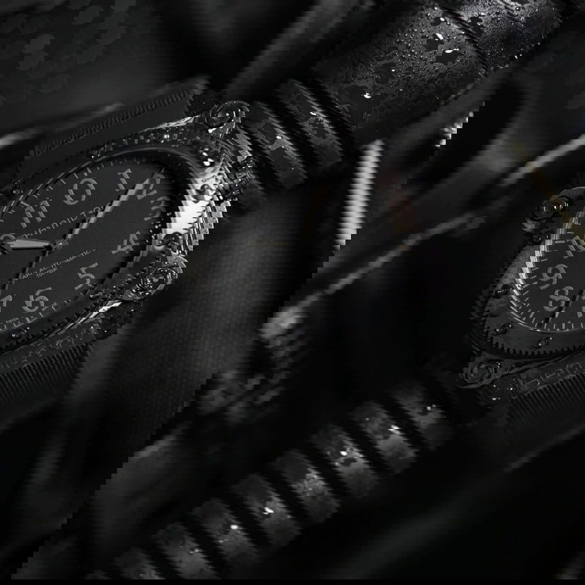 Hamilton Khaki Navy Belowzero Titanium Auto - View 2