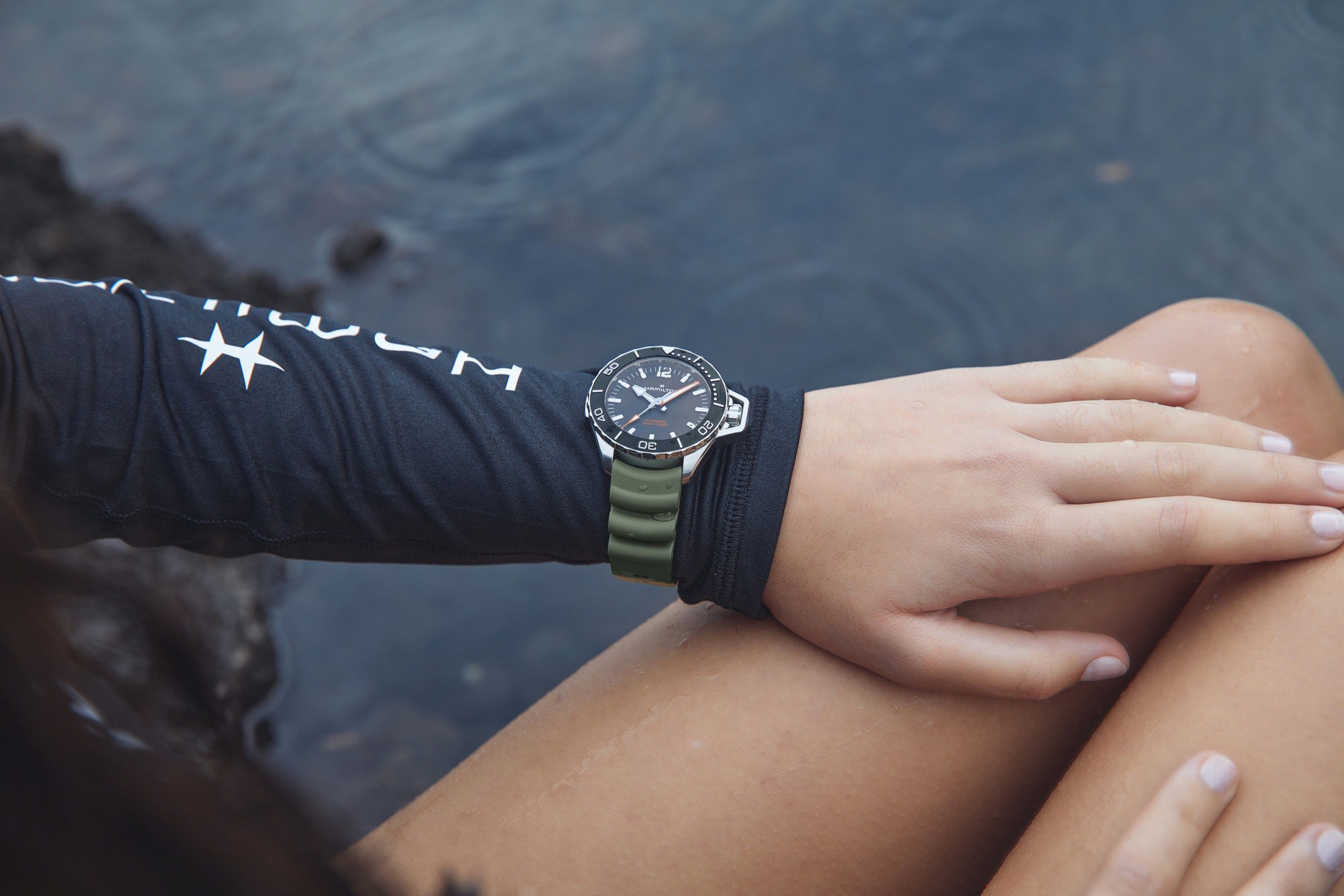 Hamilton Khaki Navy Frogman Automatic 41 - View 2