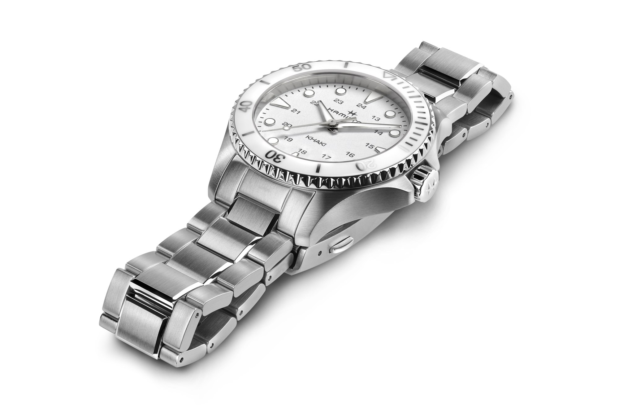 Hamilton Khaki Navy Scuba - View 3