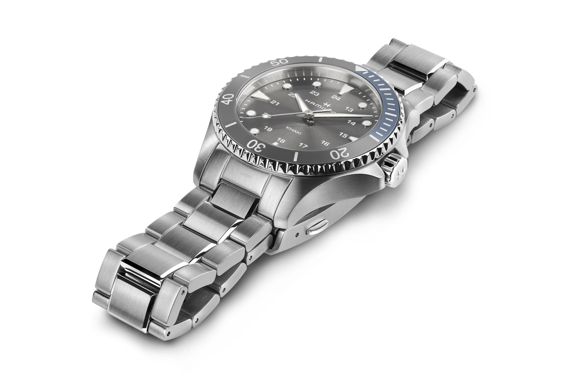 Hamilton Khaki Navy Scuba Quartz - View 3