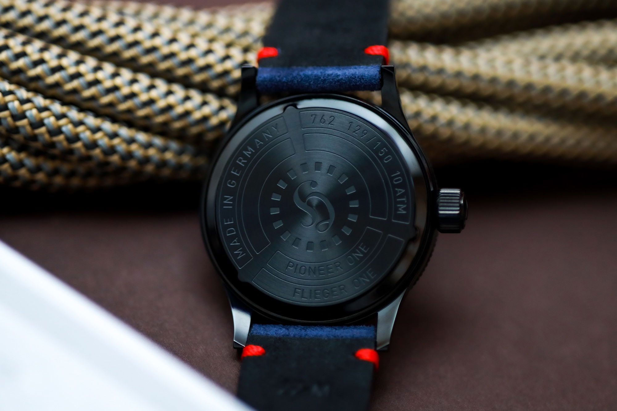 Hanhart Pioneer Flieger One NightBlue - View 2