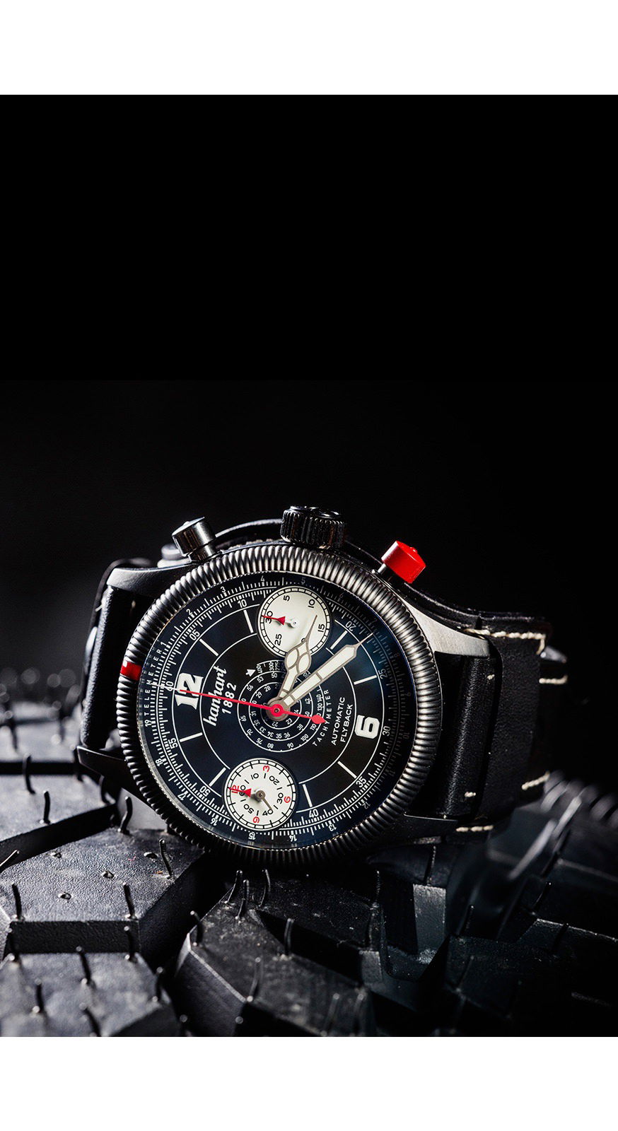 Hanhart PIONEER Stealth 1882, Fluted Bezel - View 3