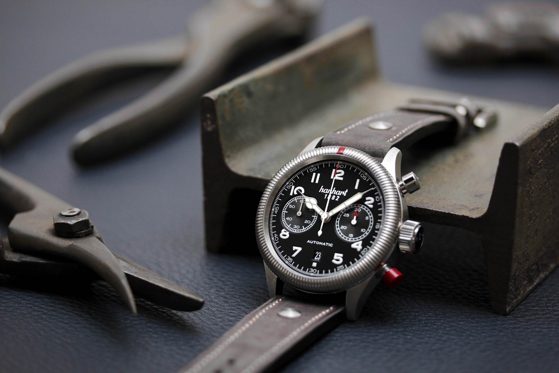 Hanhart PIONEER TwinControl Black, Fluted Bezel - View 2