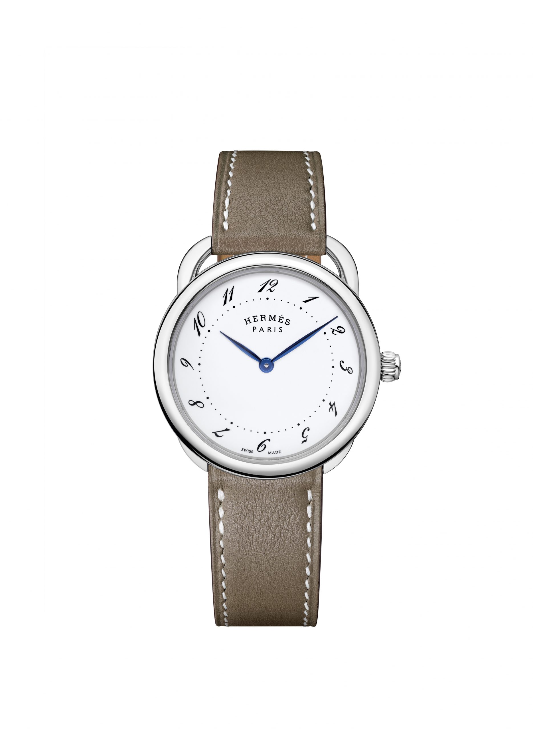 Hermès Arceau MM luxury timepiece - detailed view