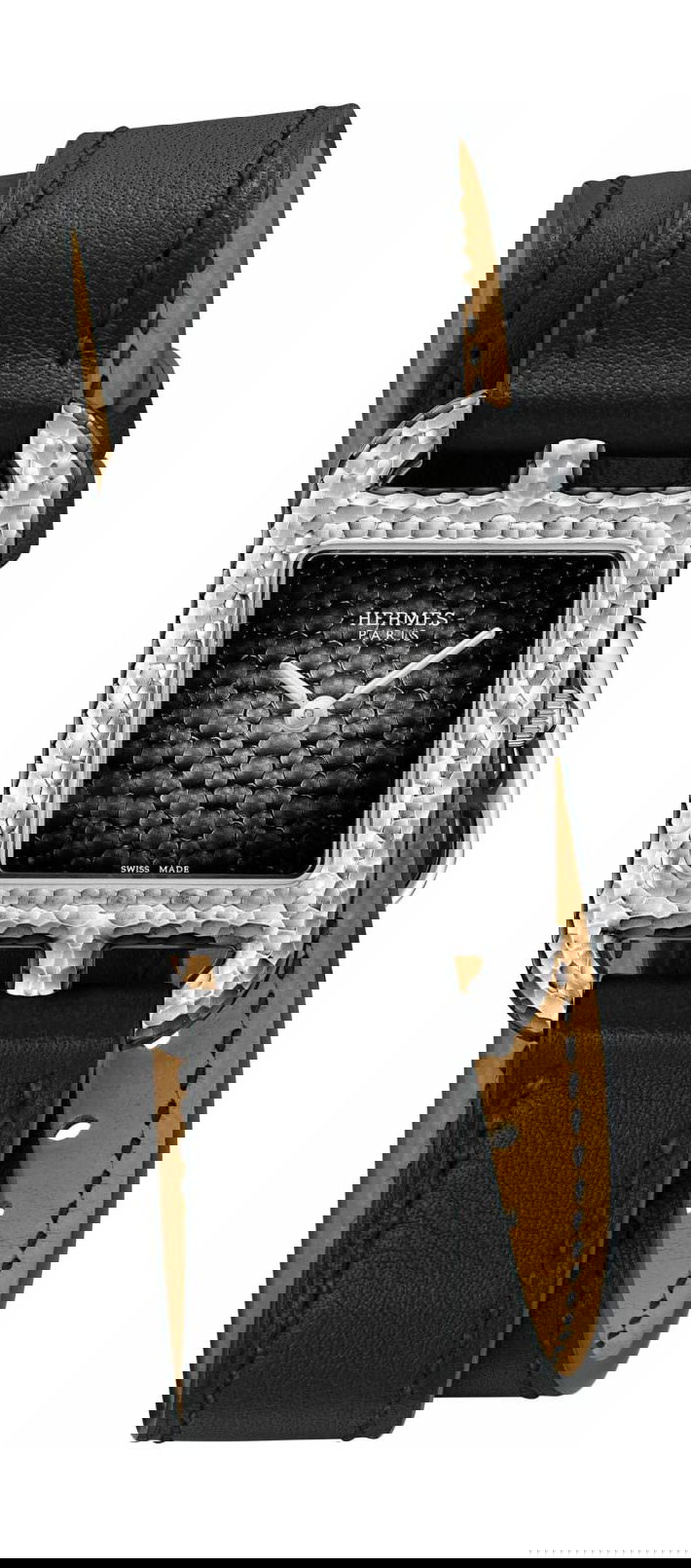 Hermès Cape Cod Martelée luxury timepiece - detailed view