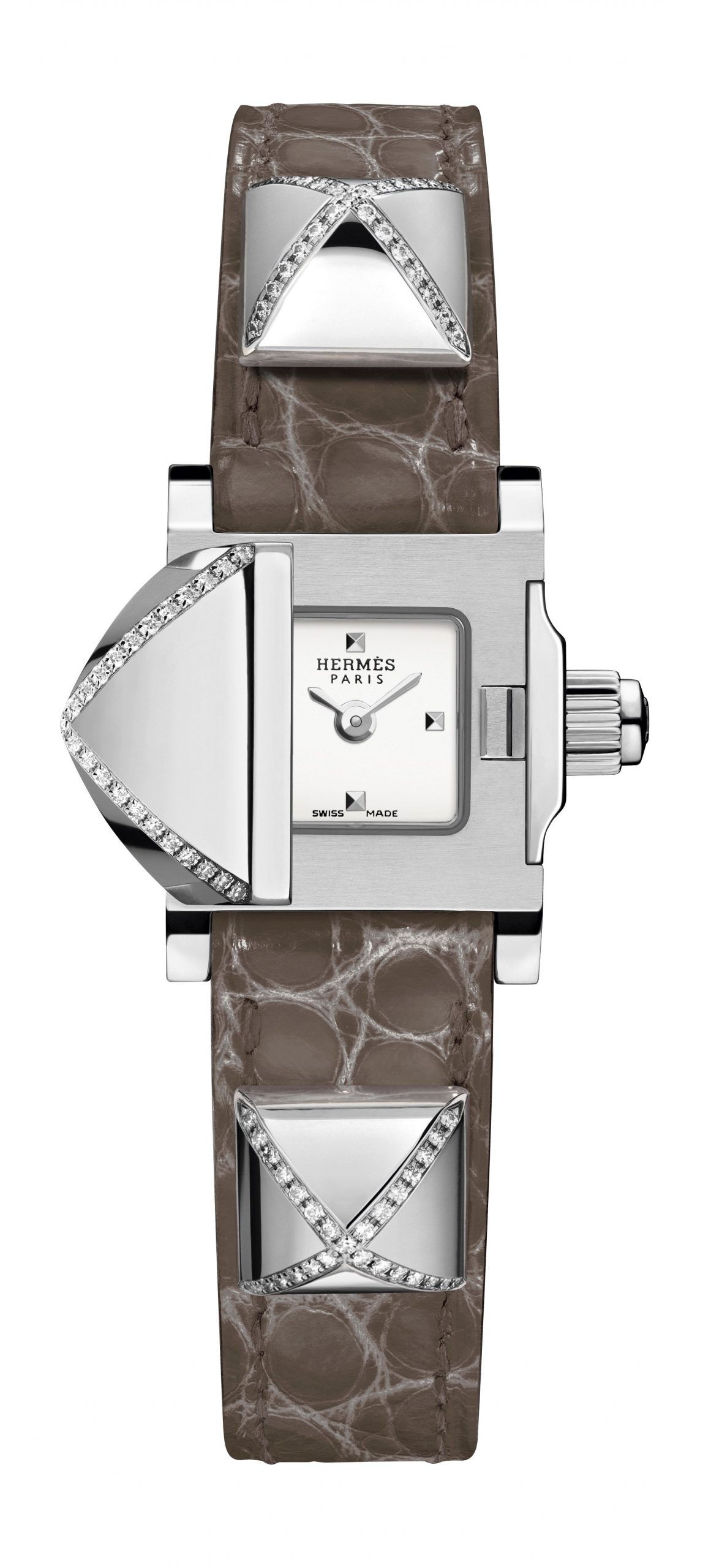 Hermès Médor TPM luxury timepiece - detailed view