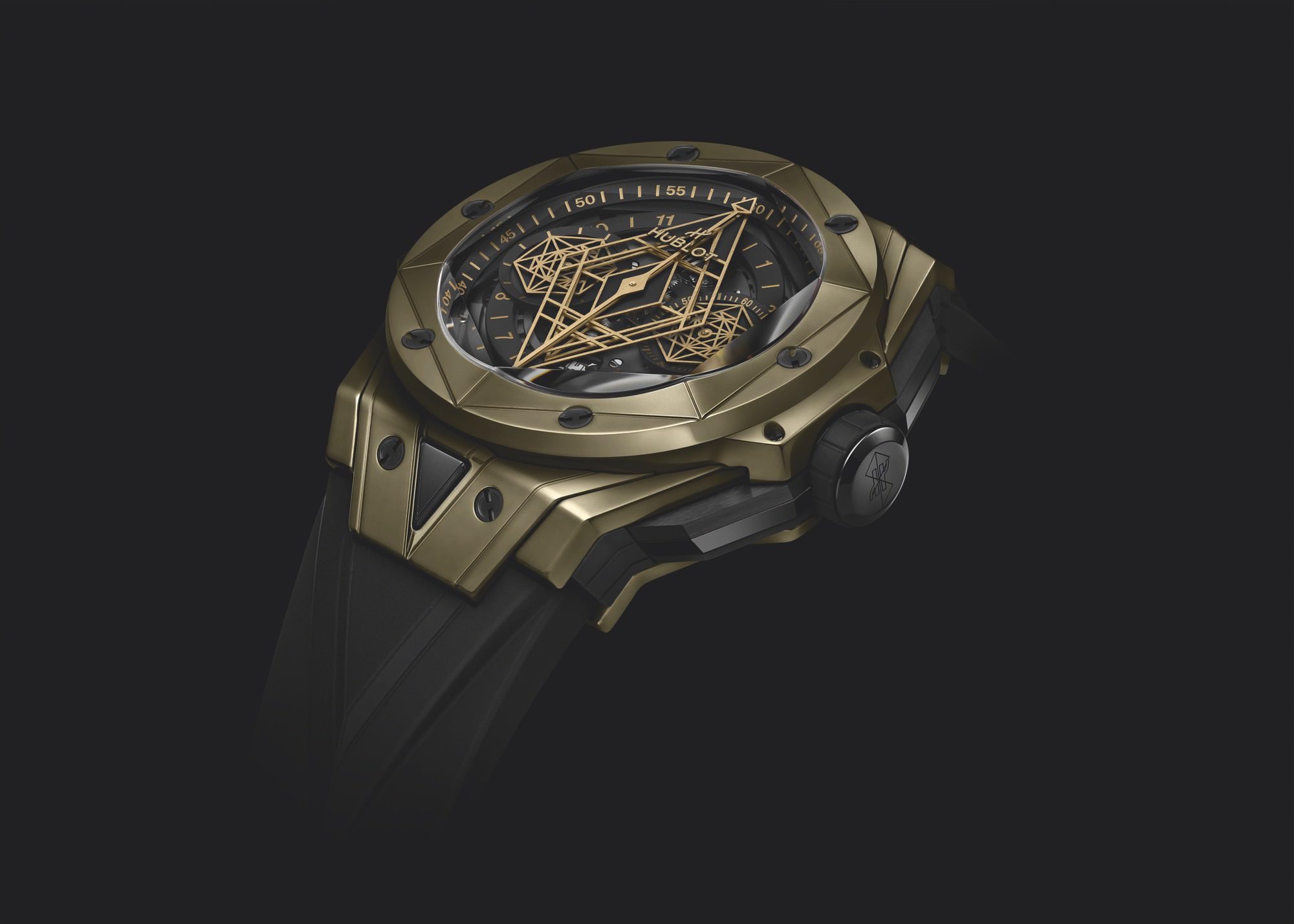 Hublot Big Bang Unico Sang Bleu II Magic Gold - View 3