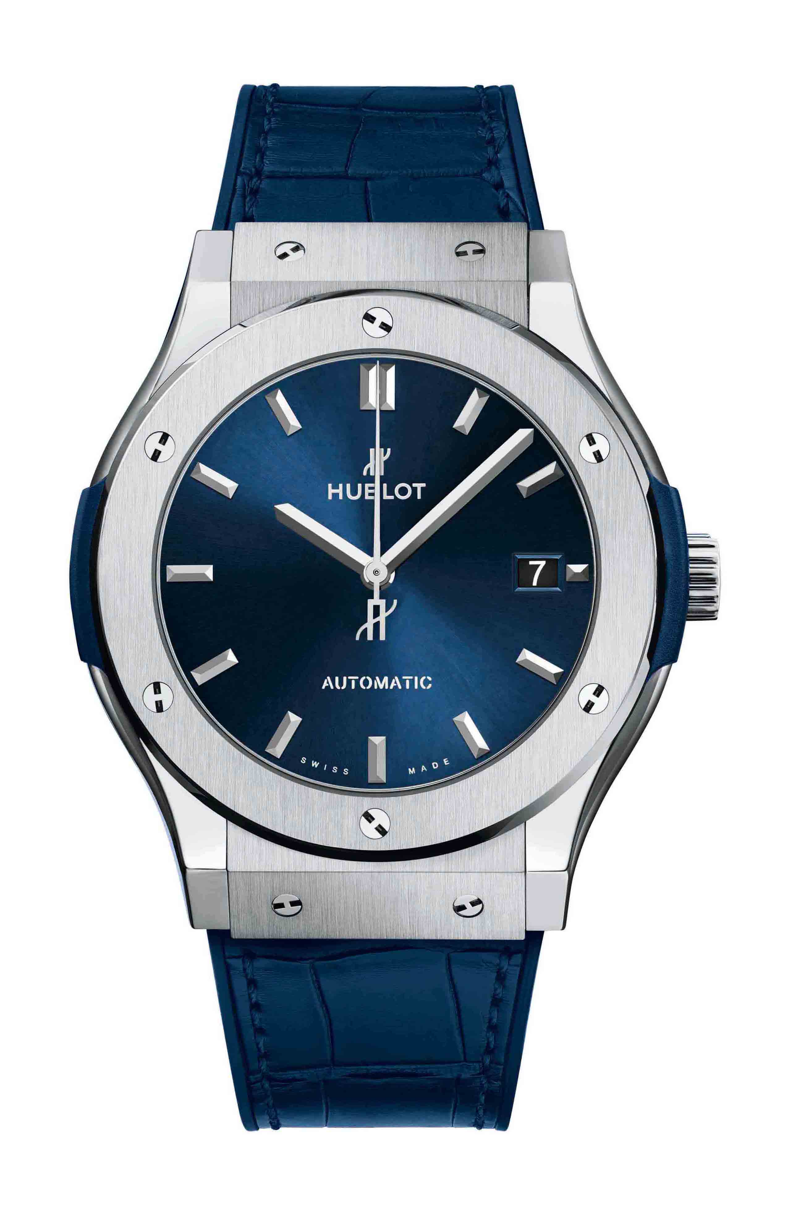 Hublot Classic Fusion Blue Titanium luxury timepiece - detailed view