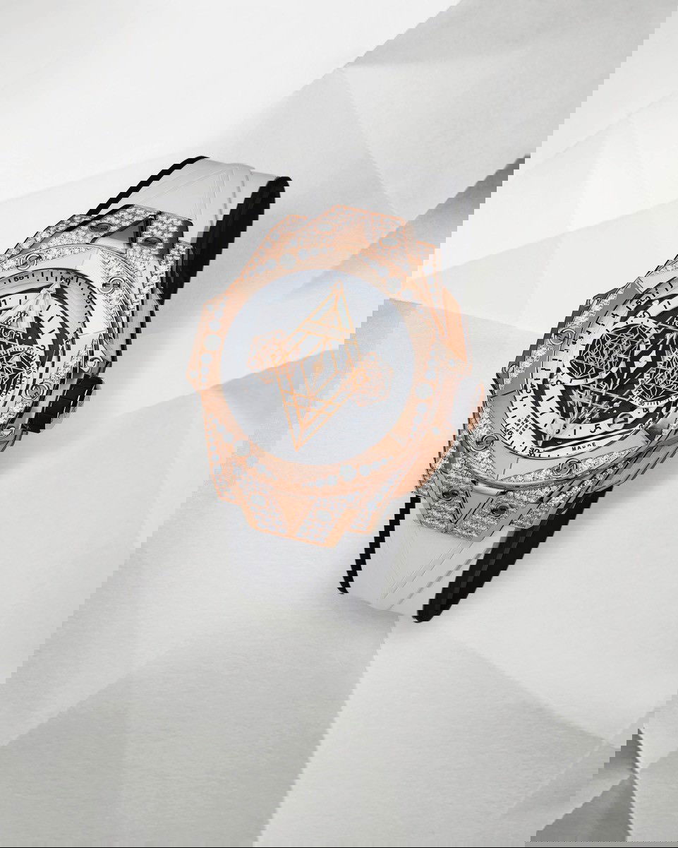 Hublot Sang Bleu II King Gold White - View 3
