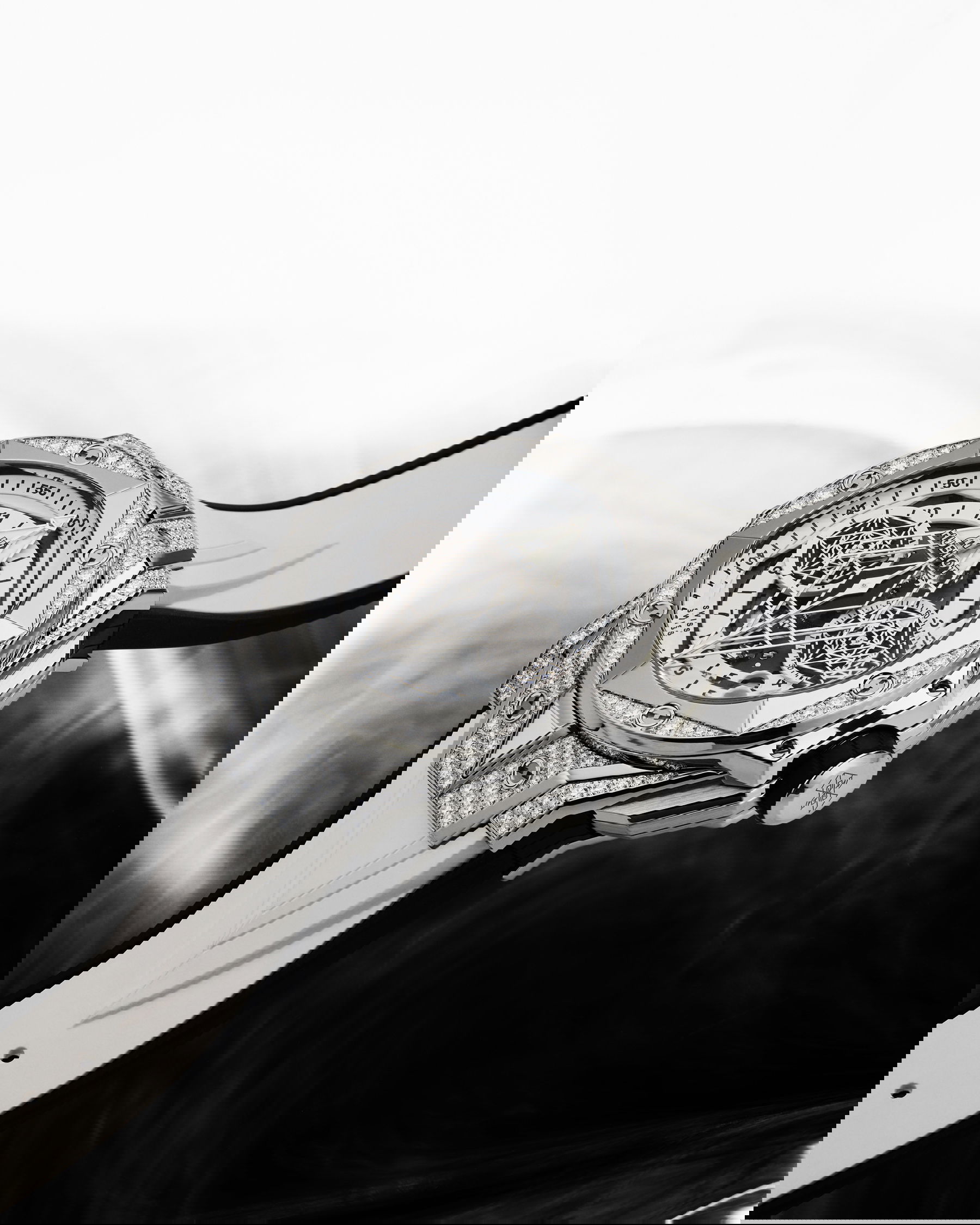 Hublot Sang Bleu II Titanium White Pavé - View 2