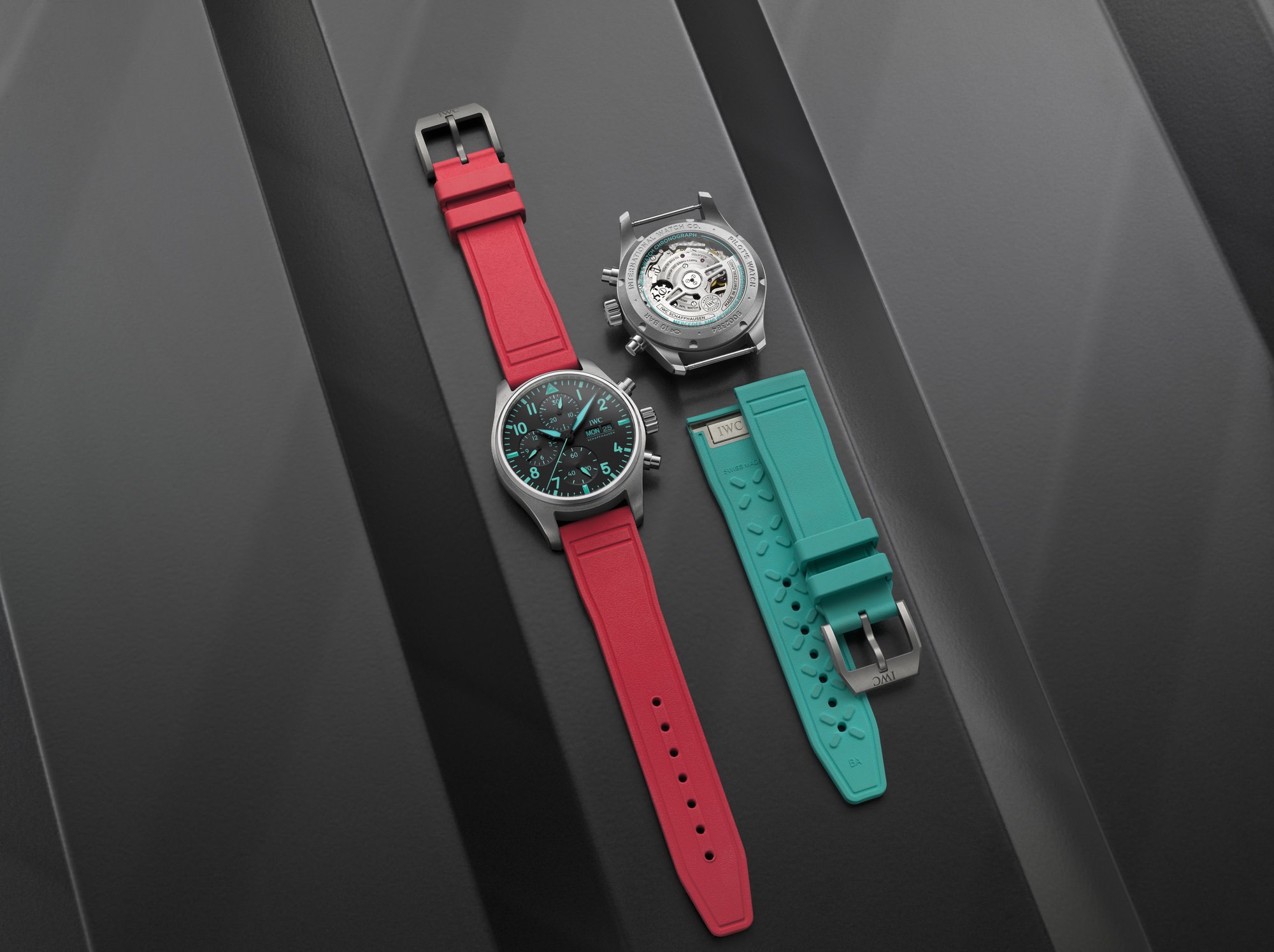 IWC Schaffhausen Pilot’s Watch Chronograph 41 Mercedes-AMG Petronas Formula One Team - View 3