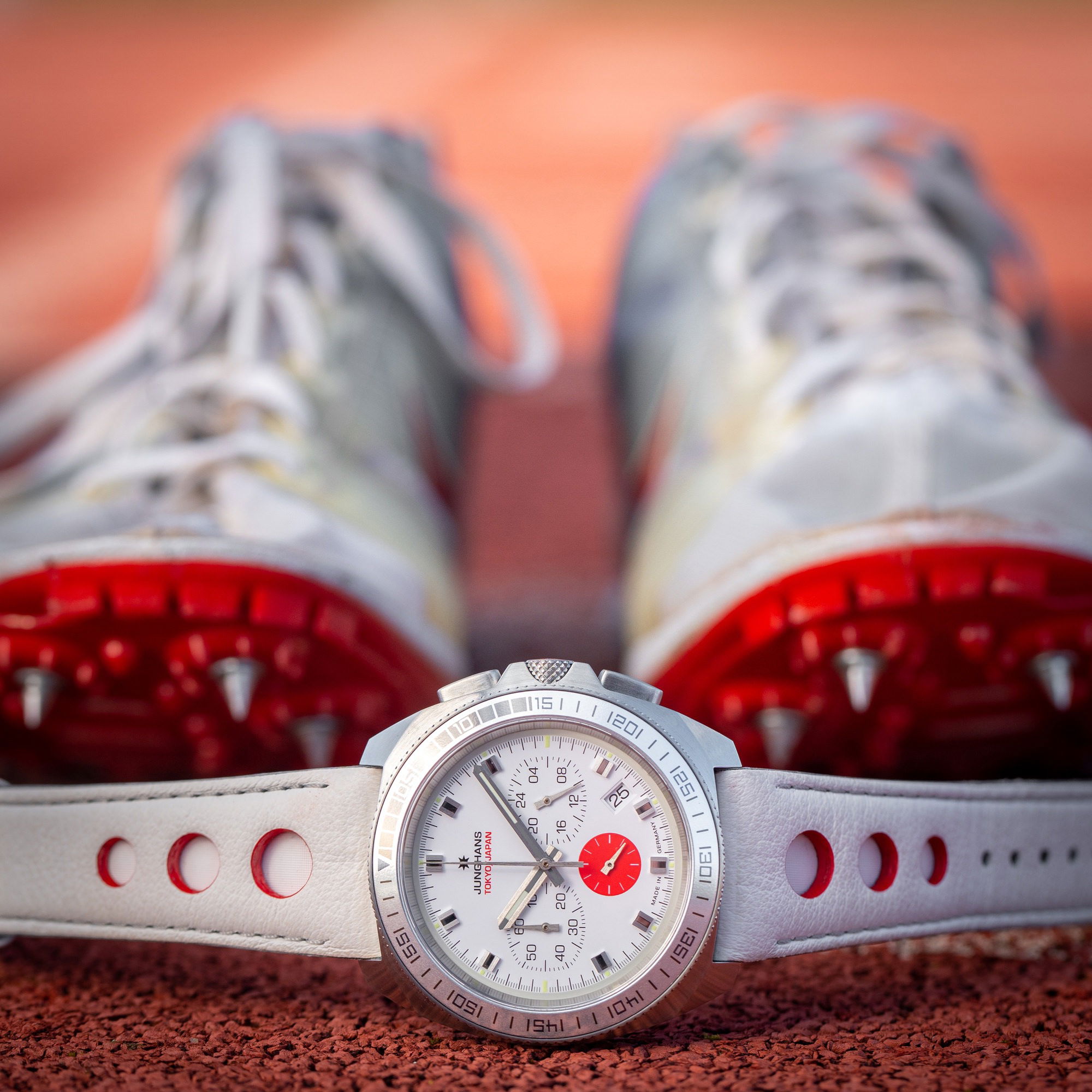 Junghans 1972 Chronoscope - View 3