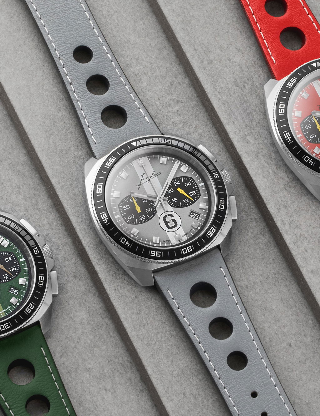 Junghans 1972 Chronoscope Sports Edition 2024 - View 3