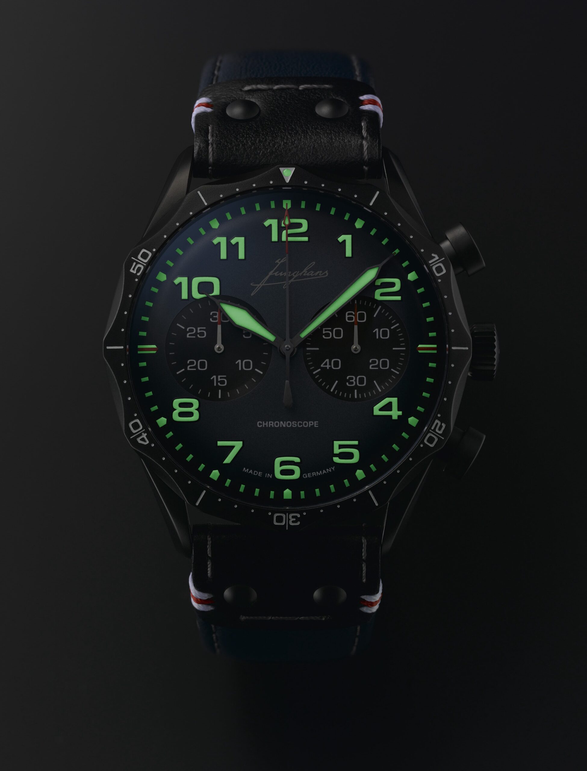 Junghans Meister Pilot Chronoscope Navy Blue - View 3