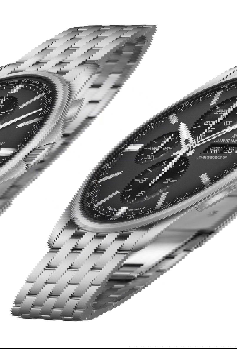 Junghans Meister S Chronoscope, English Date luxury timepiece - detailed view