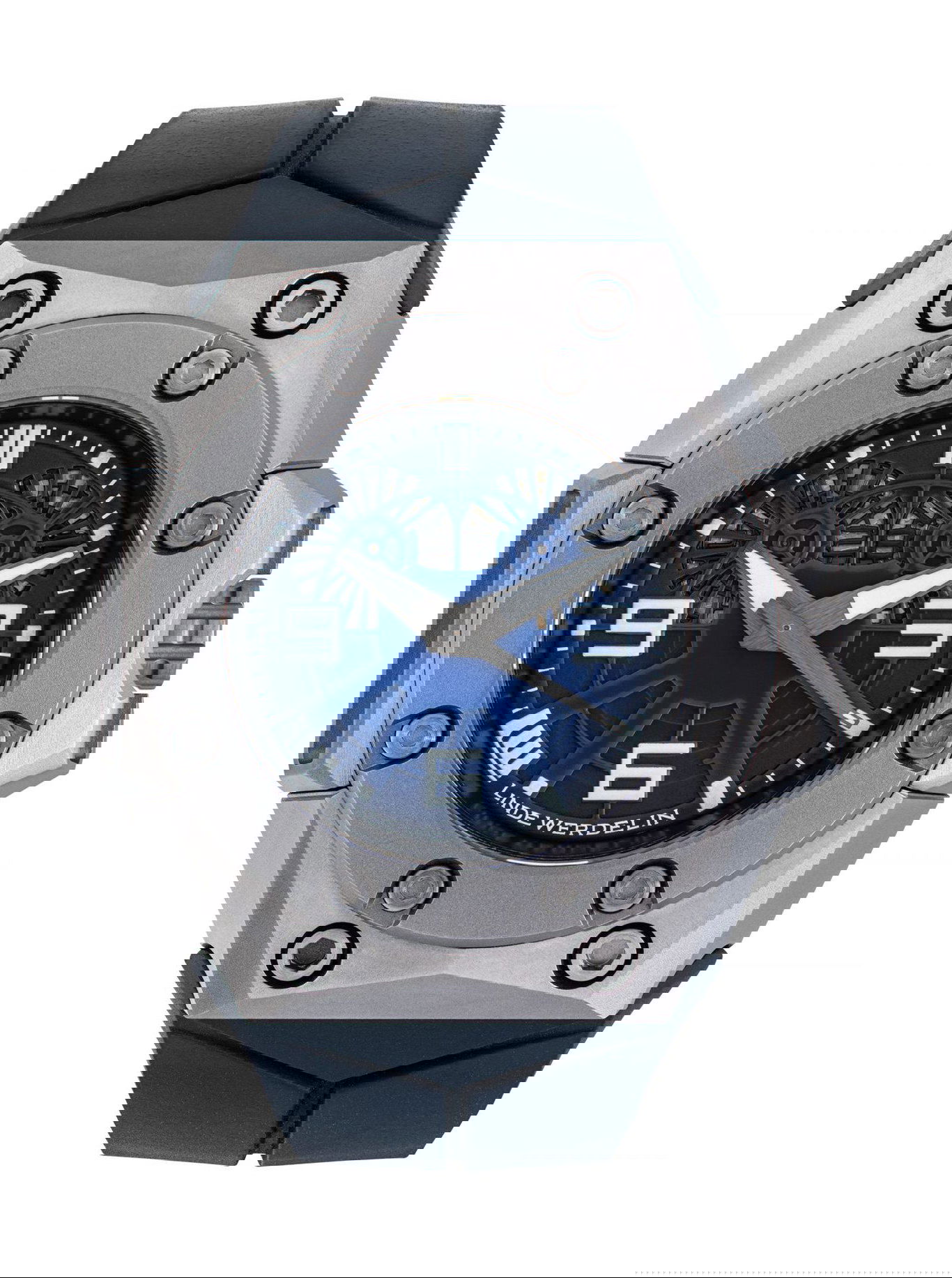 Linde Werdelin Oktopus Nord luxury timepiece - detailed view