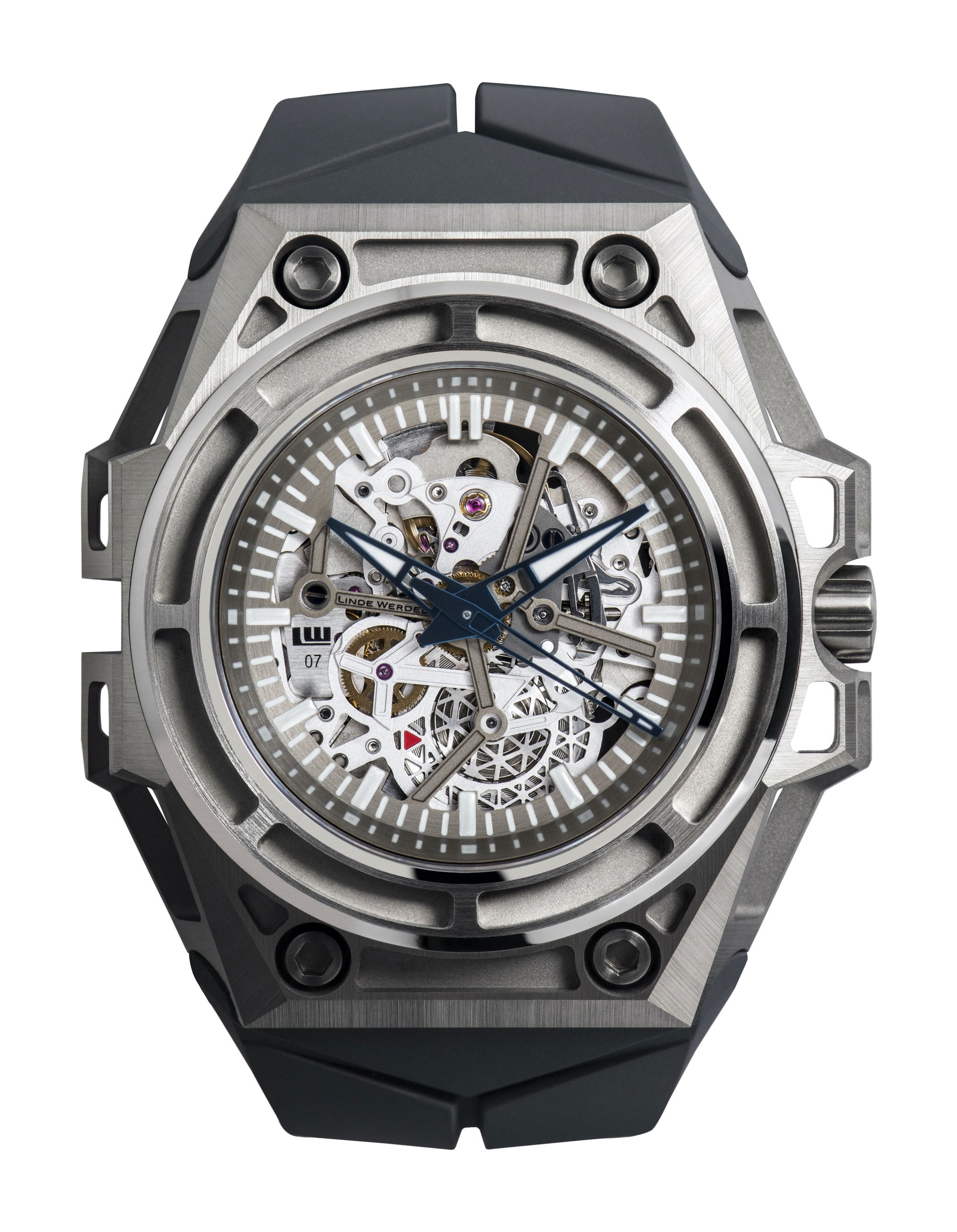 Linde Werdelin SPIDOLIGHT TITANIUM – 3D MOVEMENT luxury timepiece - detailed view