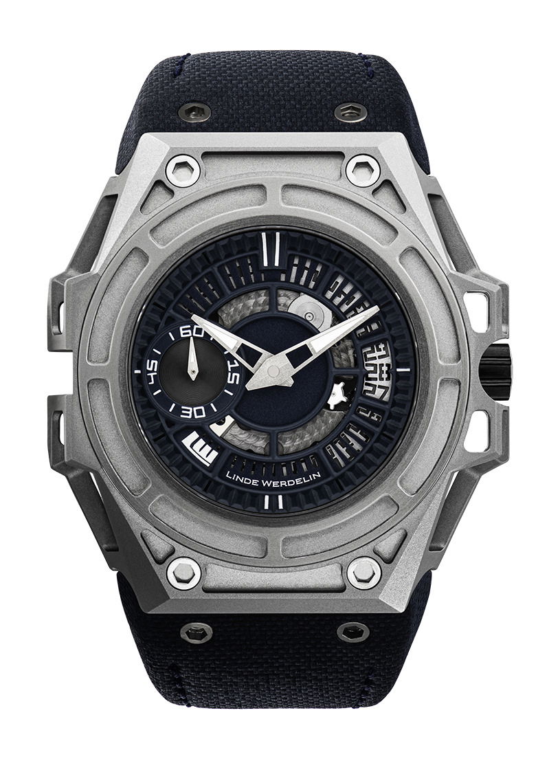 Linde Werdelin Spidolite Titanium Arktis Blue luxury timepiece - detailed view