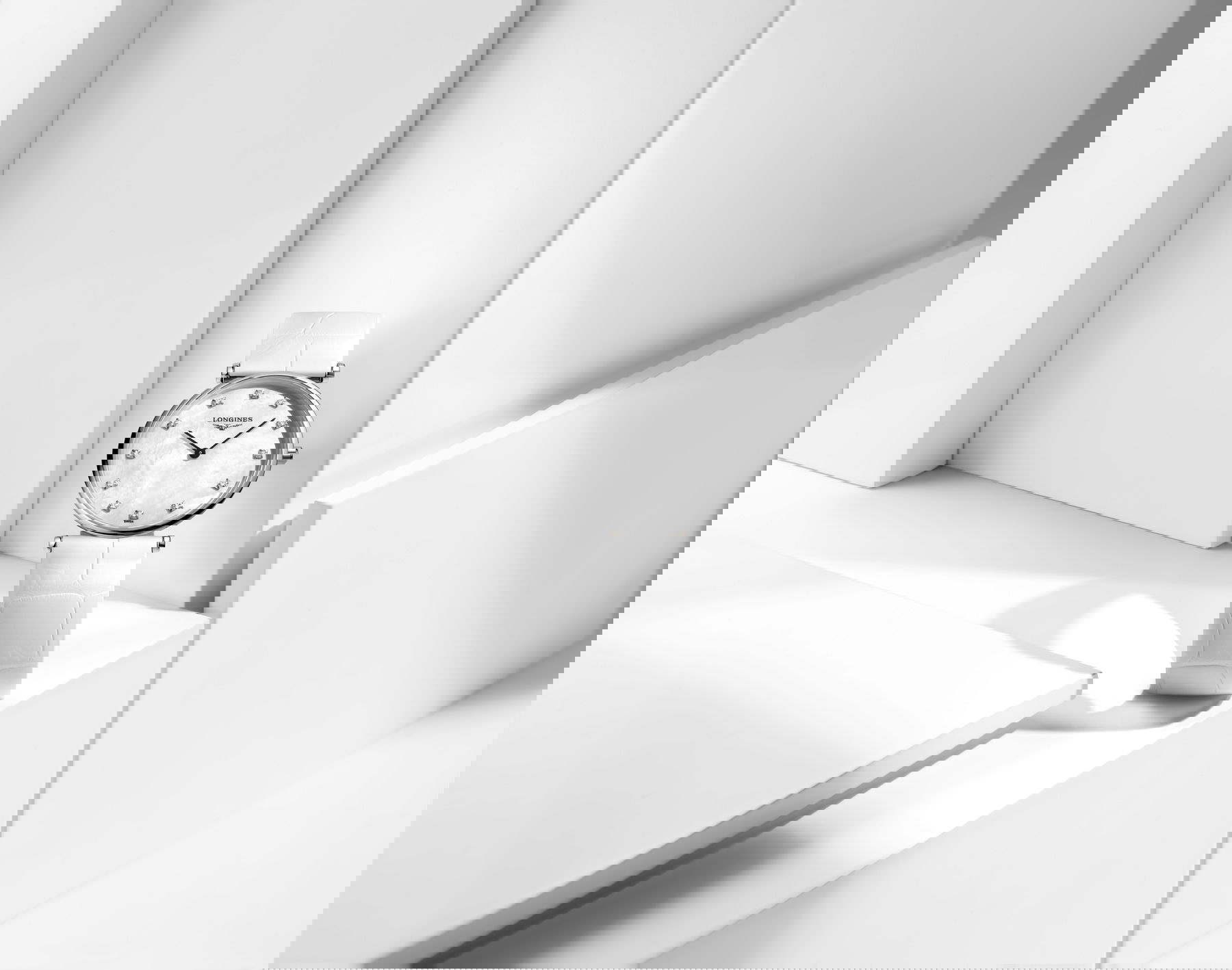 Longines La Grande Classique de Longines - View 2