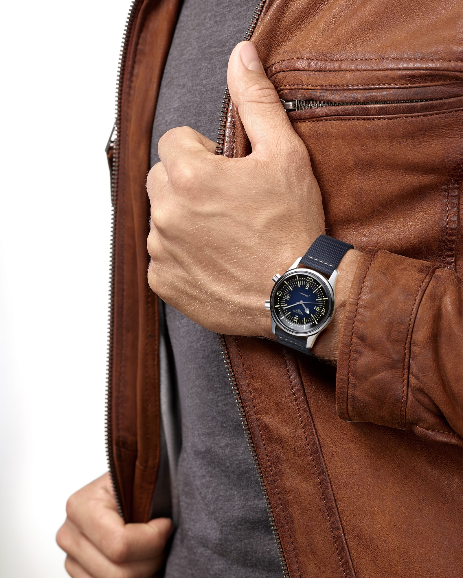 Longines Legend Diver - View 3