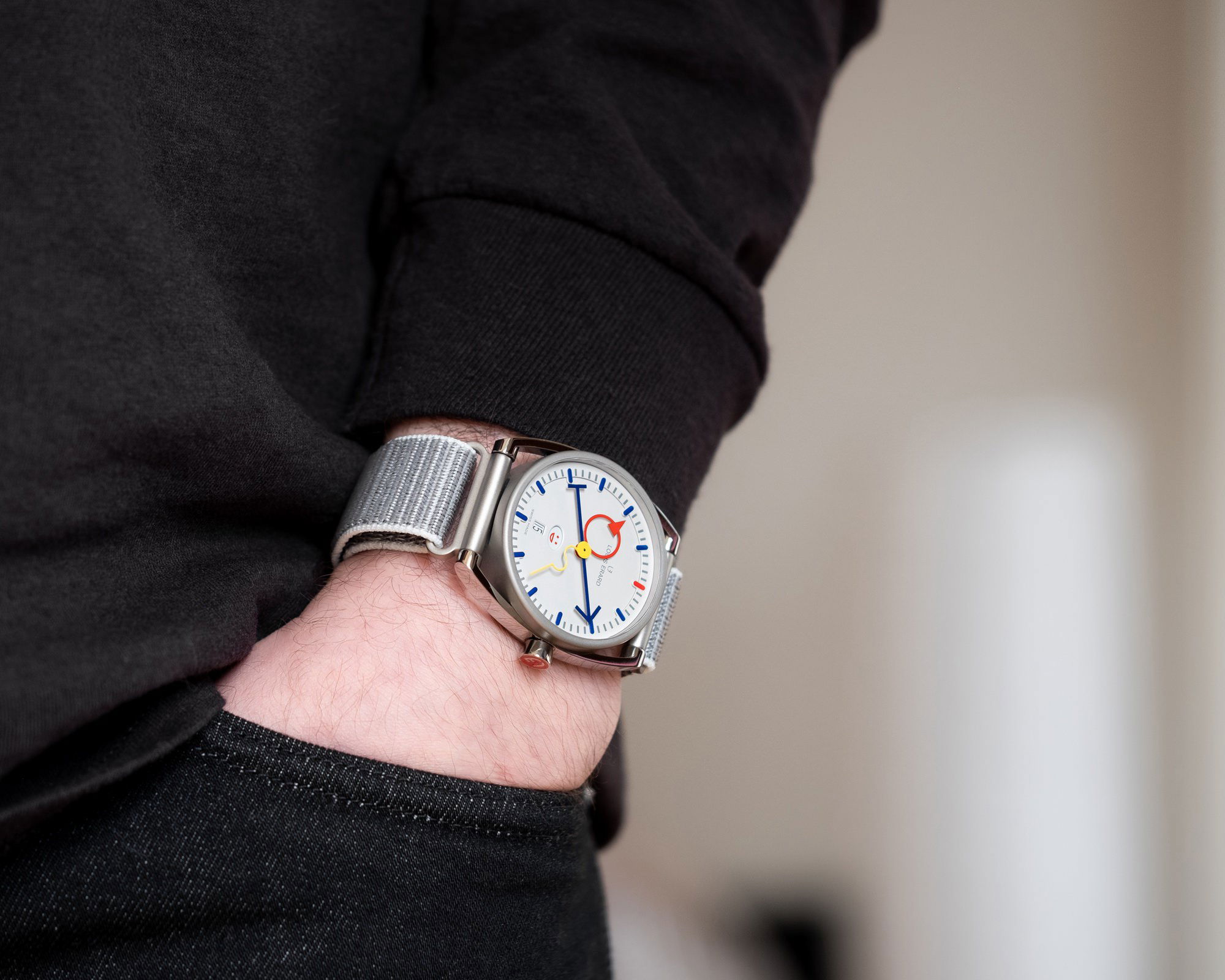 Louis Erard Excellence La Semaine Louis Erard x Alain Silberstein Blanche - View 3