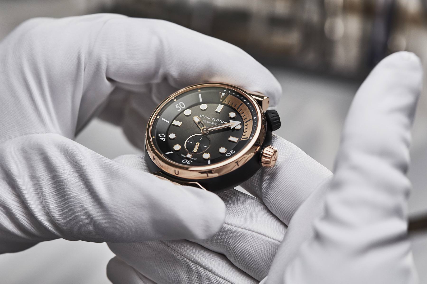 Louis Vuitton Tambour Street Diver Black Blaze - View 3